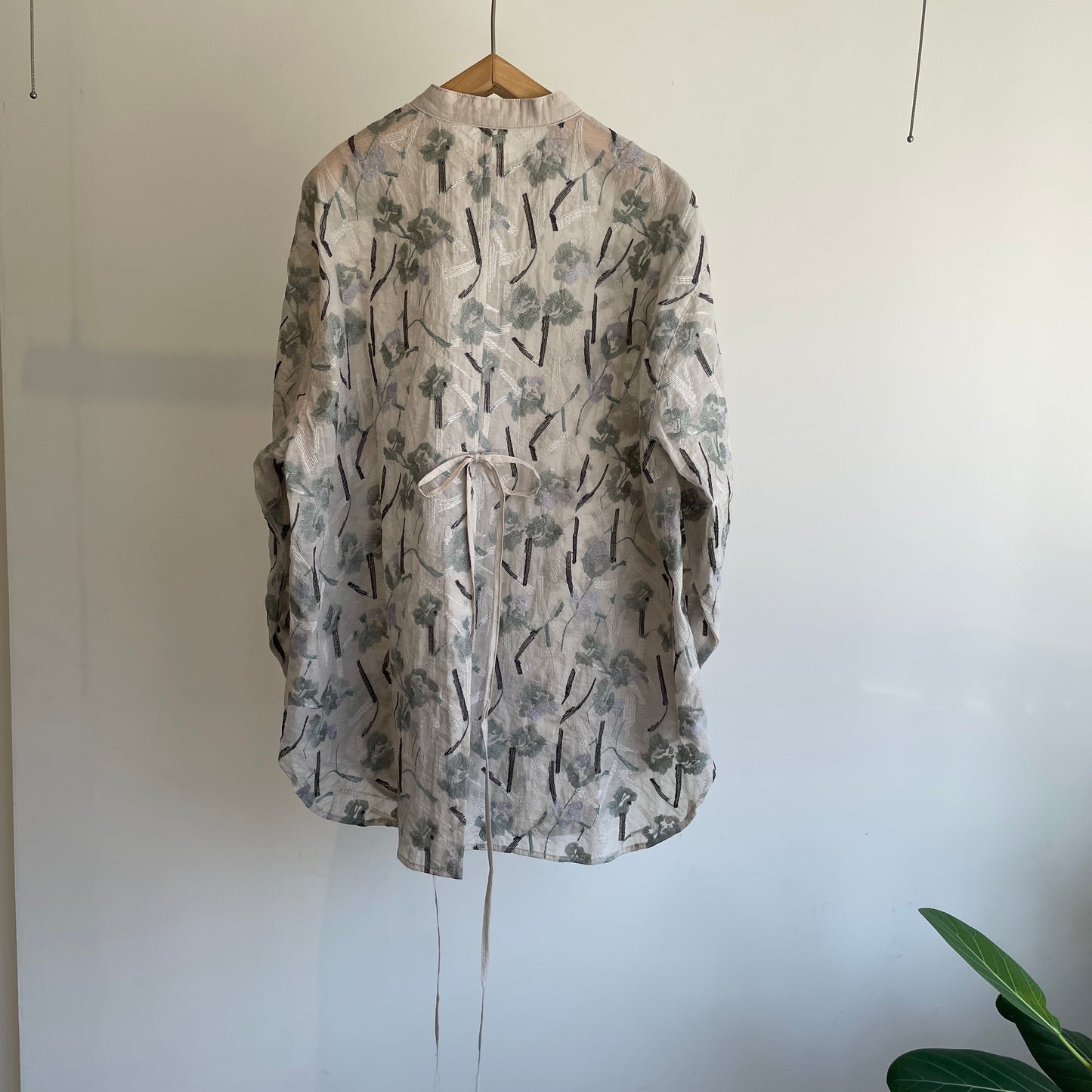 yuni//Cotton Nylon sheer blooming embroidery シャツ 1701BL011262