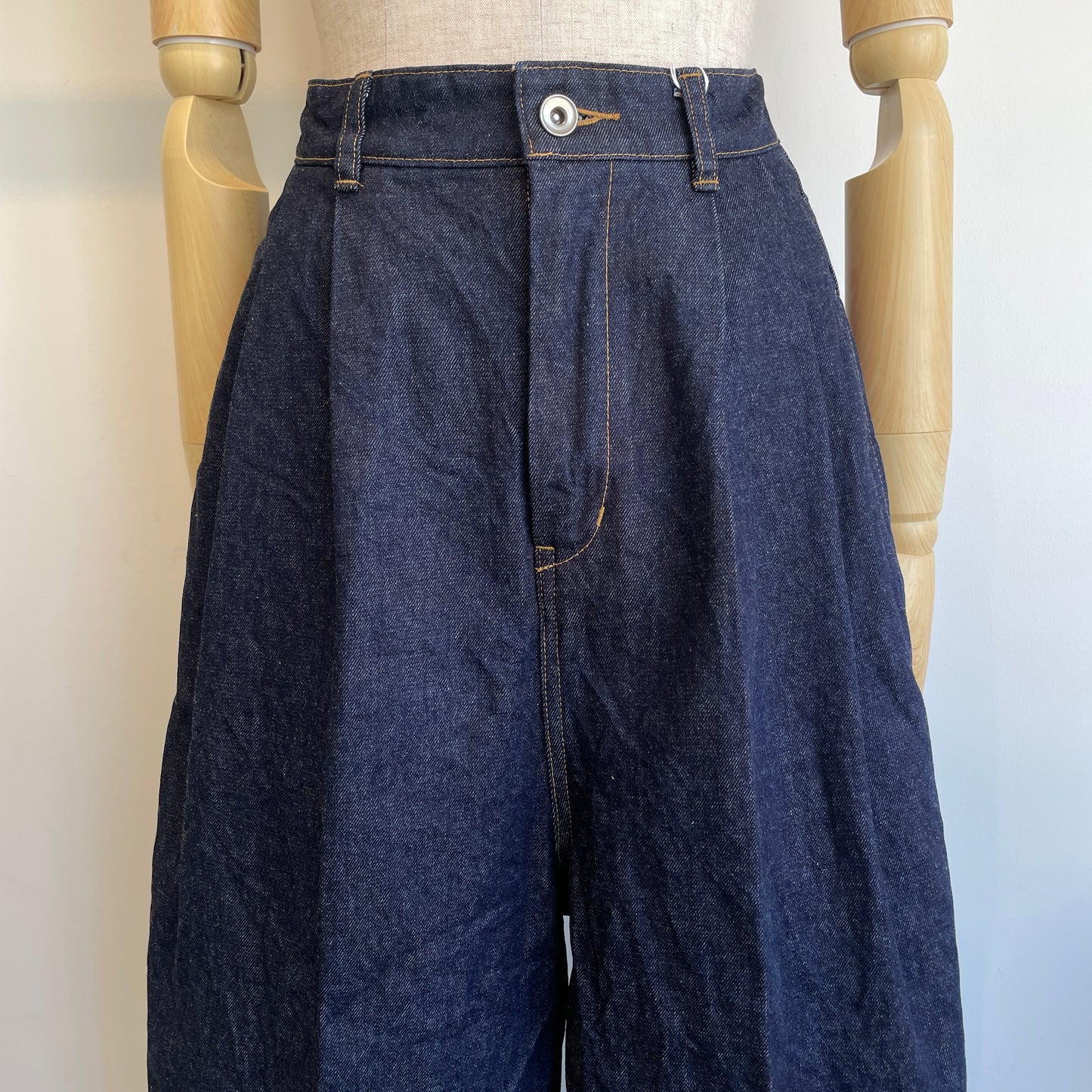 yuni//Cotton 11oz denim back gum wide パンツ　1701PT004262