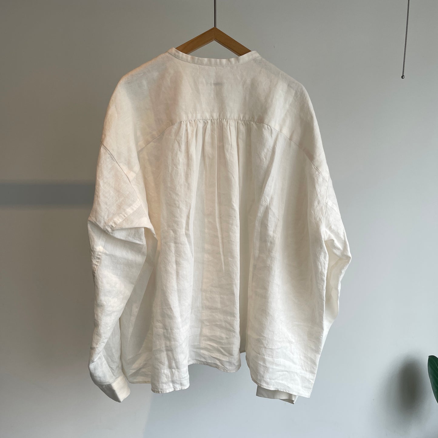 handsofcreation//Linen/Ra/chambrayプチスタンドタックフリルBL 01610612