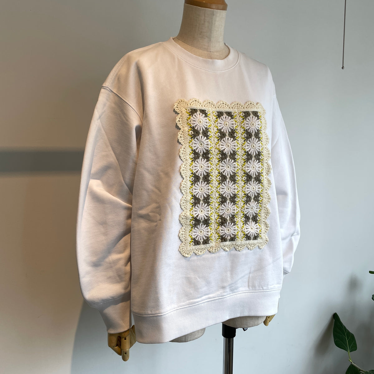 yuni//Cotton裏毛 color lace プルオーバー　1701CT001262