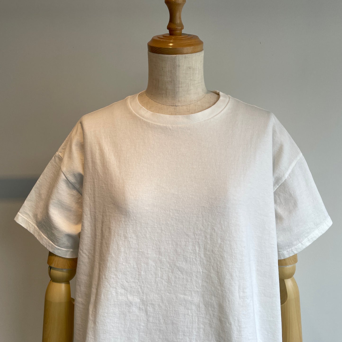 handsofcreation//26/-空紡度詰め天竺バックプリントT 01620842