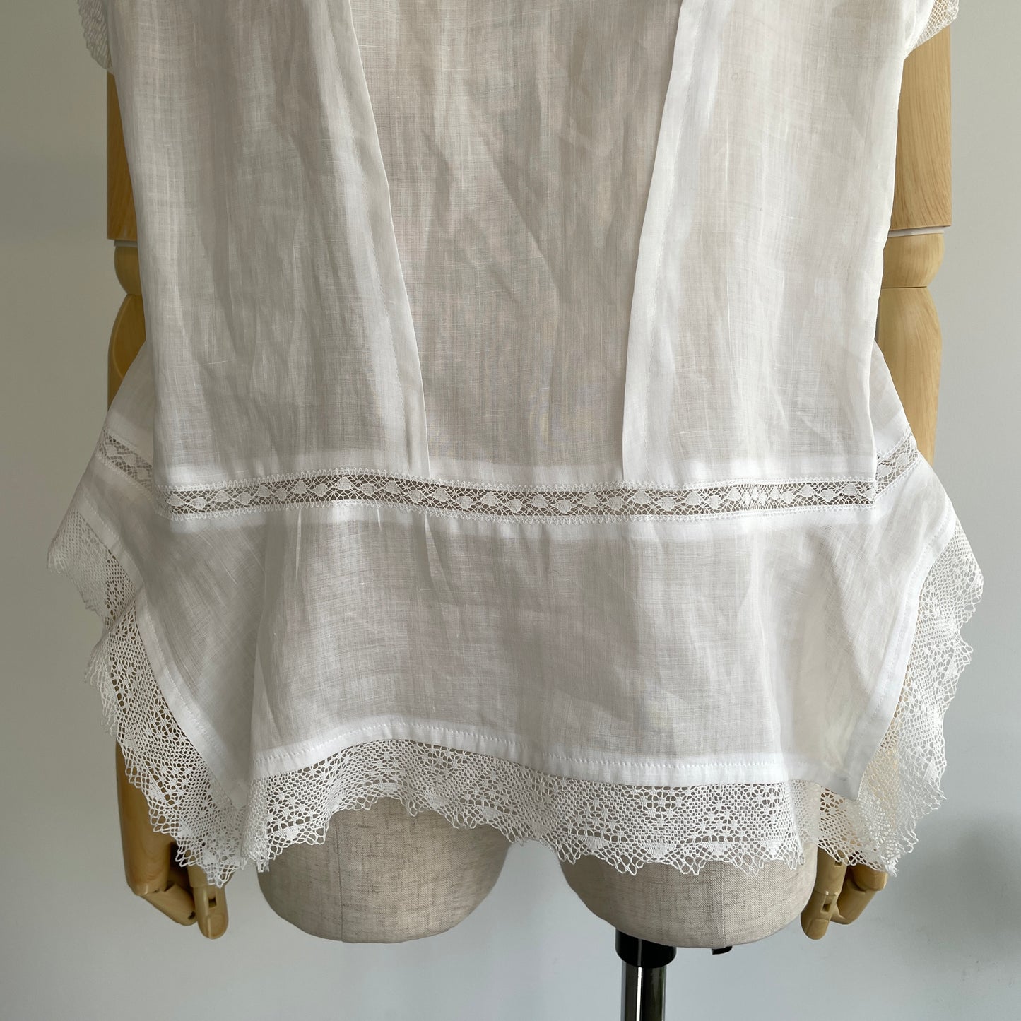 NATIVE VILLAGE//No.6 寂静スリーブレスレースブラウス　31261-06107