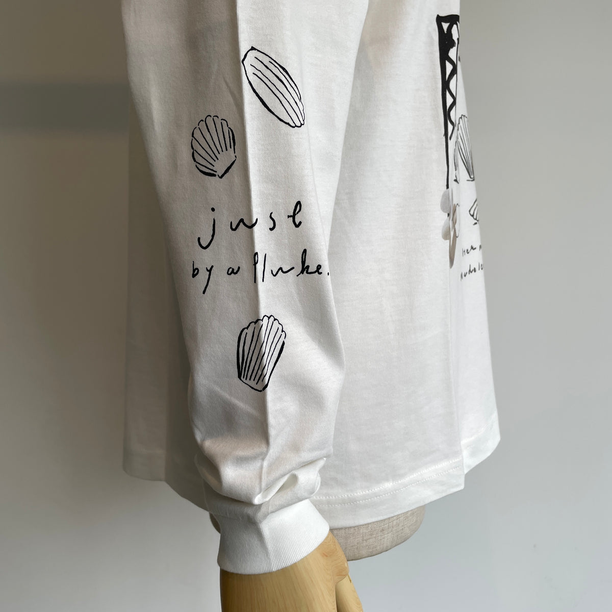 sweetlittlenothing//madeleine ロングスリーブTシャツ