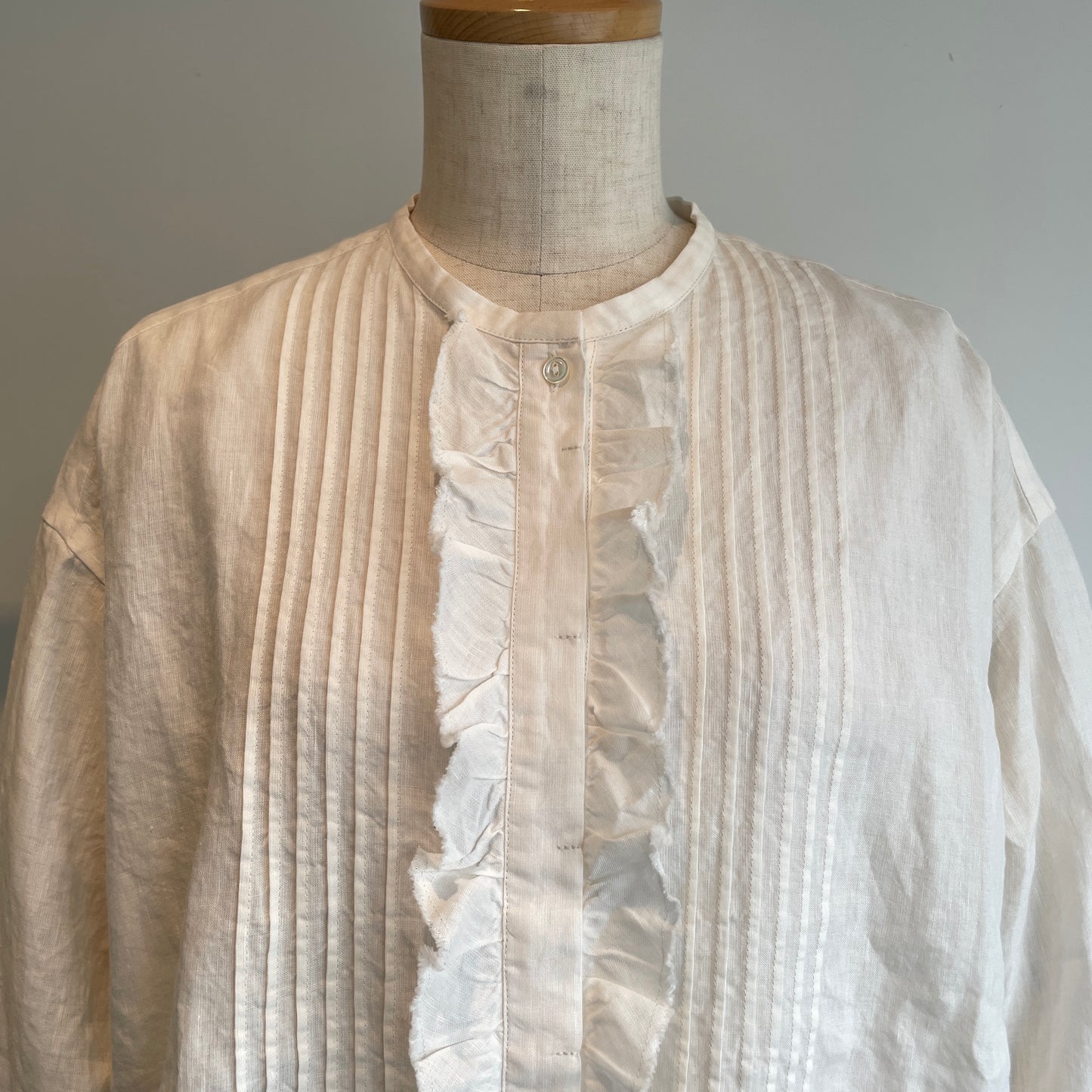 handsofcreation//Linen/Ra/chambrayプチスタンドタックフリルBL 01610612