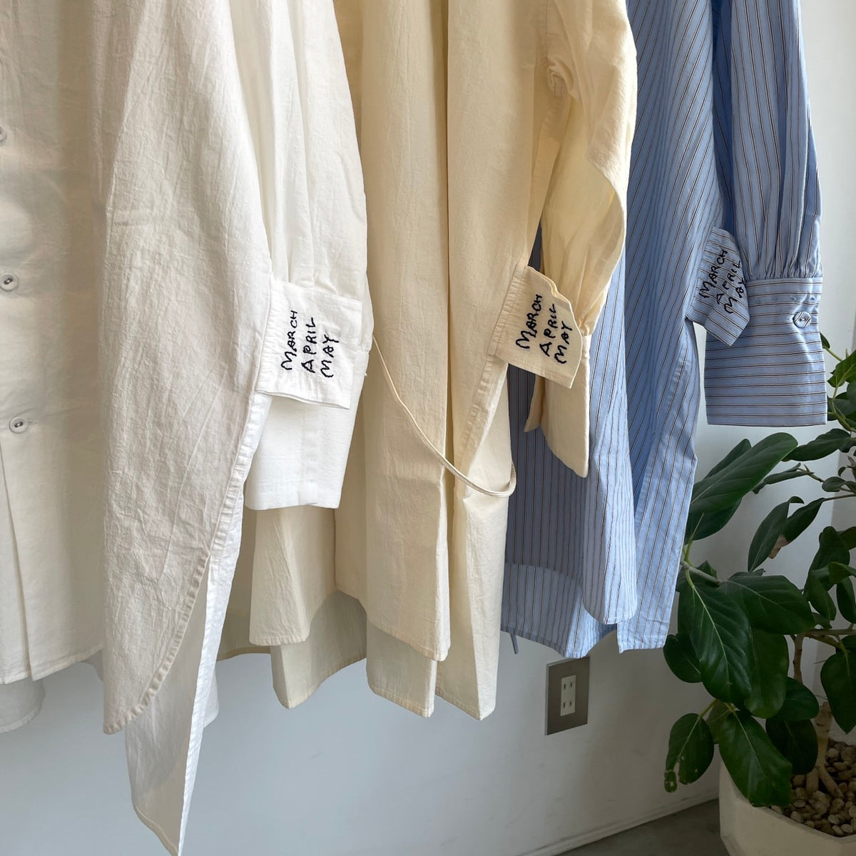 MarchAprilMay//param shirts パラムシャツ(バックオープンシャツ)