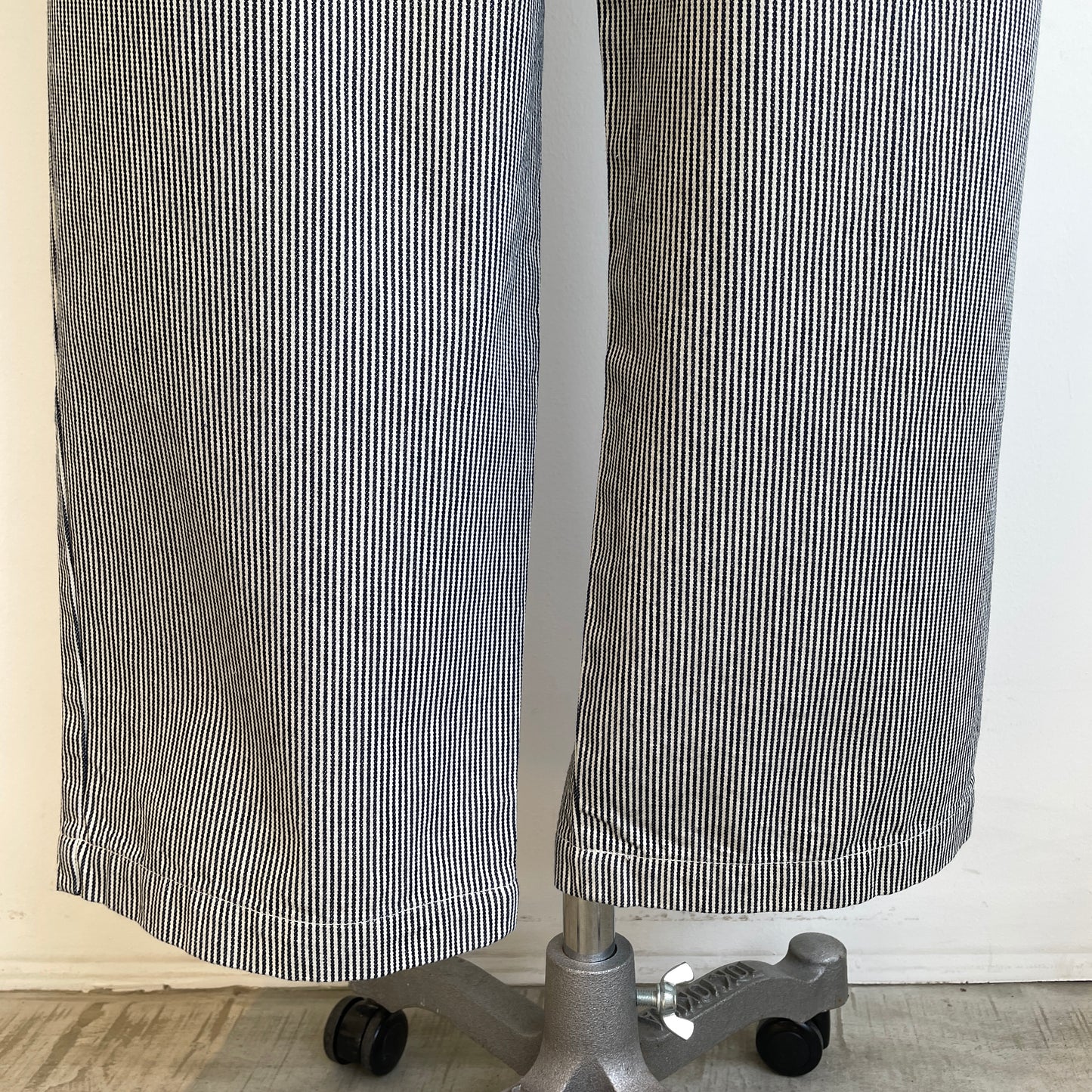 handsofcreation//CLASSICヒッコリーデニム／100zヒッコリーデニムパンツ　01620321