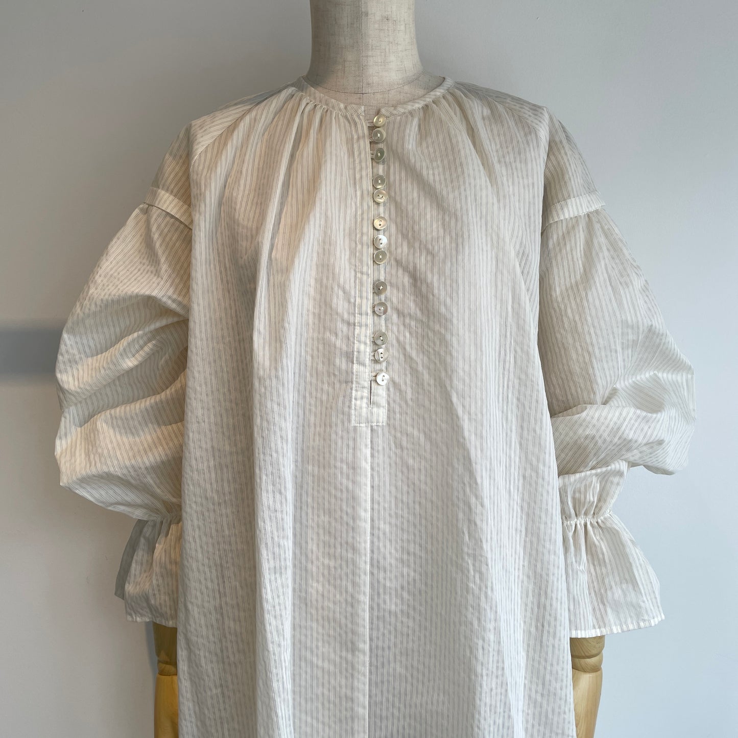 yuni //C/Pe stripe gather sleeves OP 1701OP019261