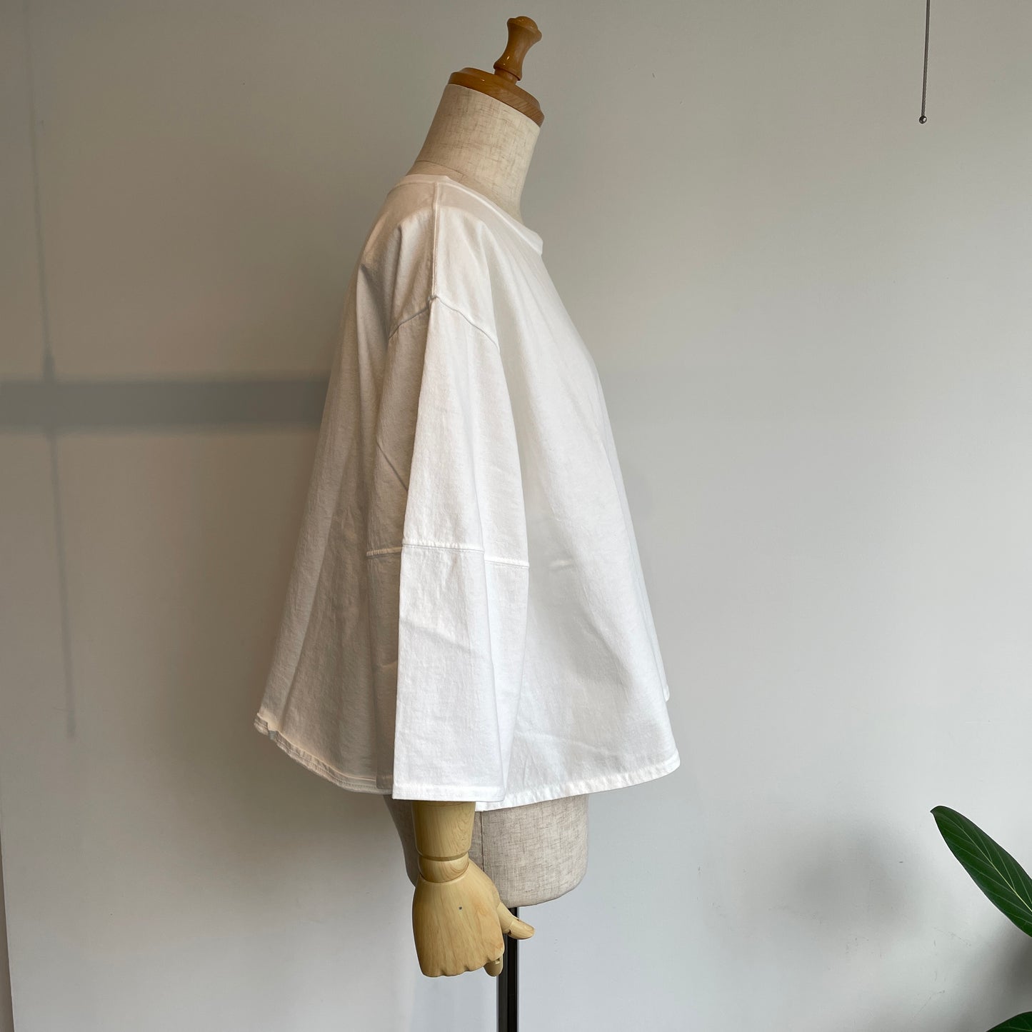 handsofcreation //USA18/-天竺ショート丈ゆるフレアT 01610806