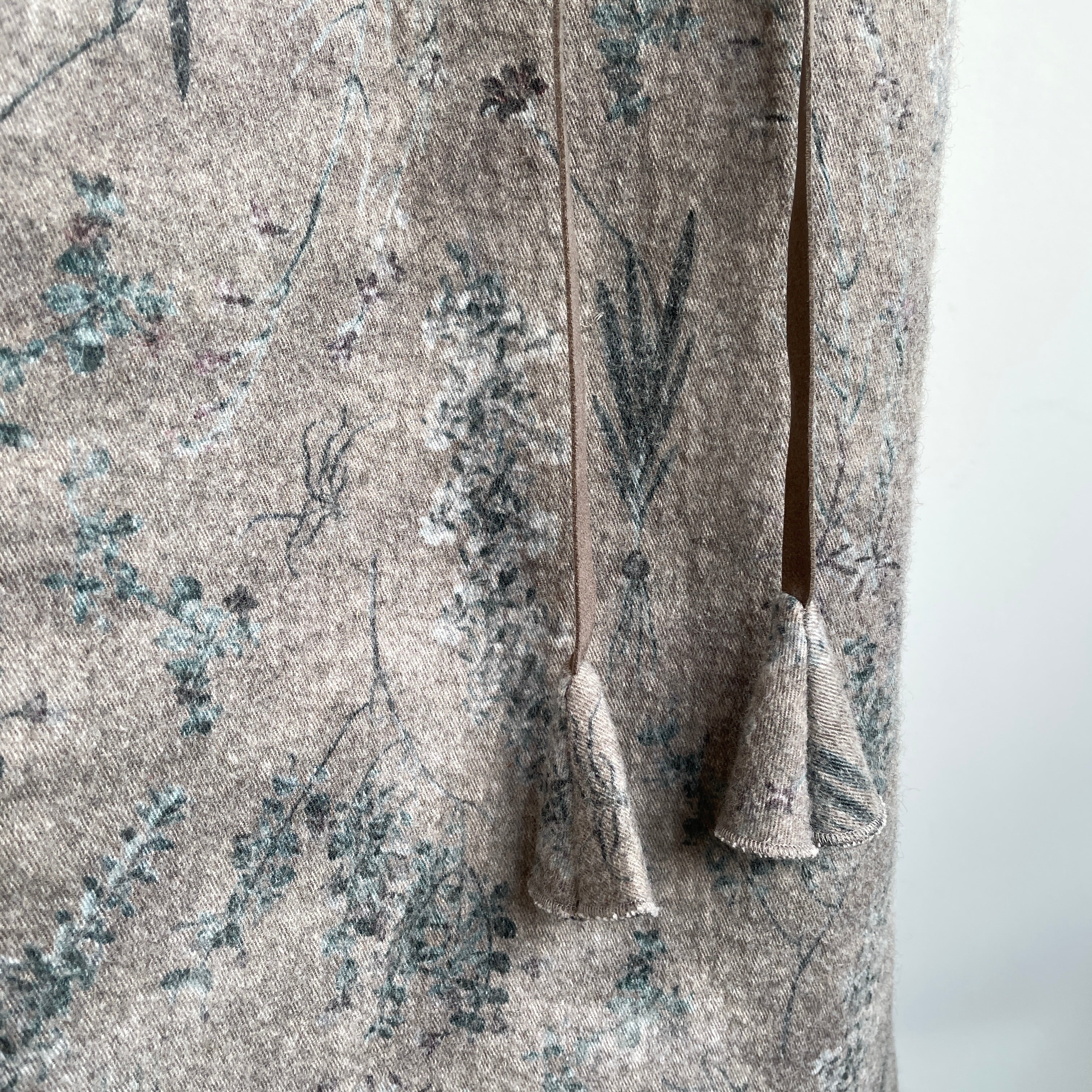 qiri //old letter flowers long gilet 6301OP005252 – hibikiru