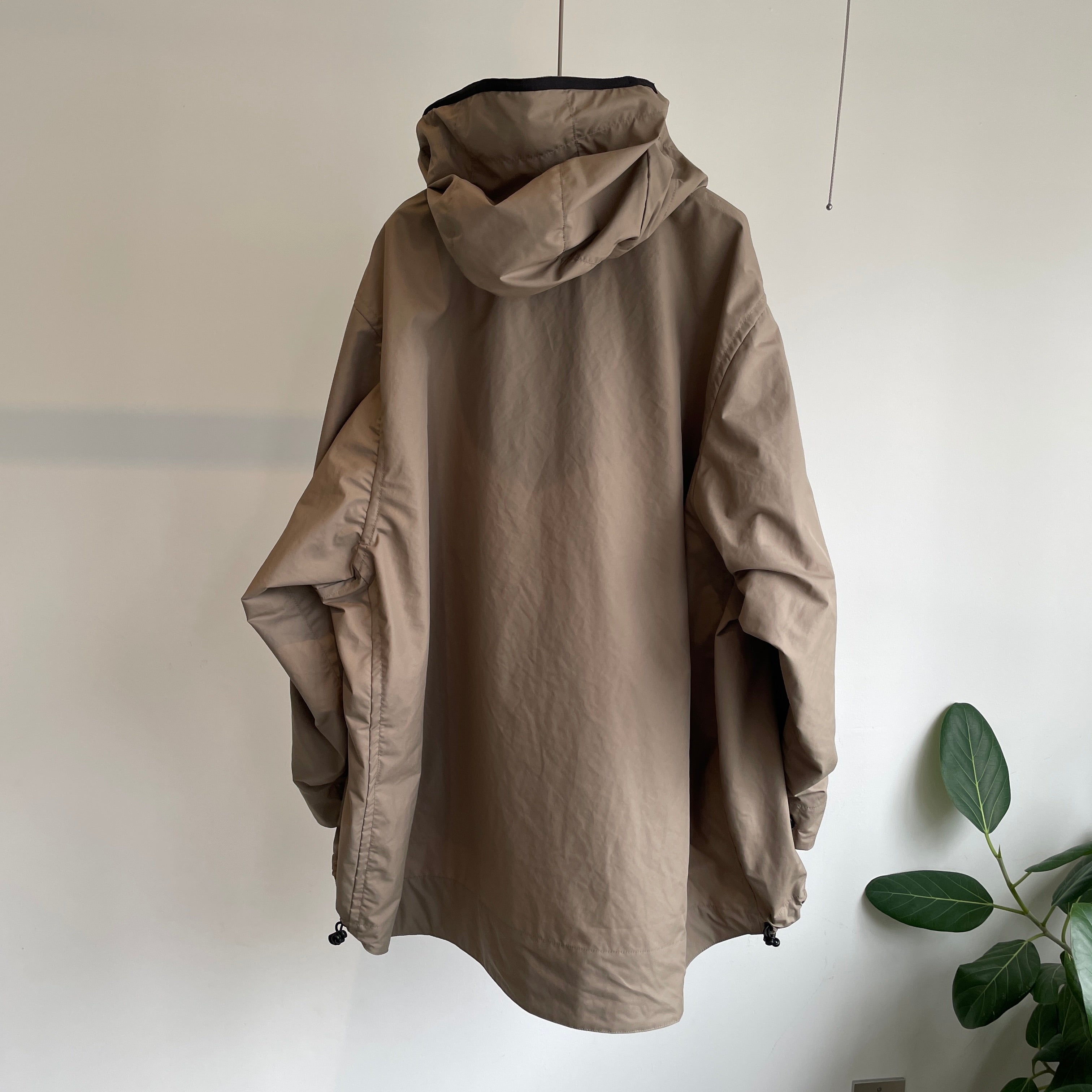 バーバリー　ナイロンコート　110 1dozen//パッカブルハーフコート 720177 – hibikiru