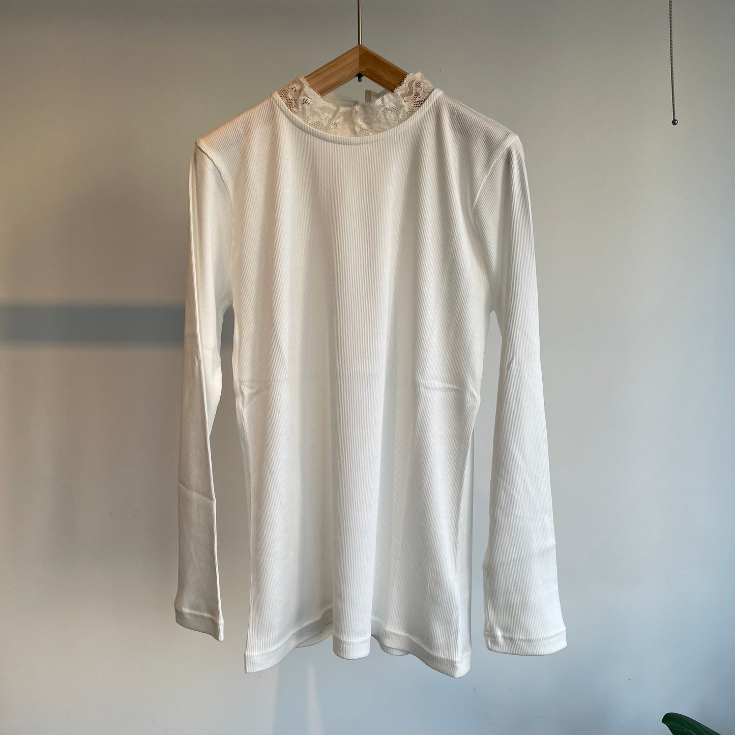 porterdesboutons//モックネックレーステレコ　P-24011