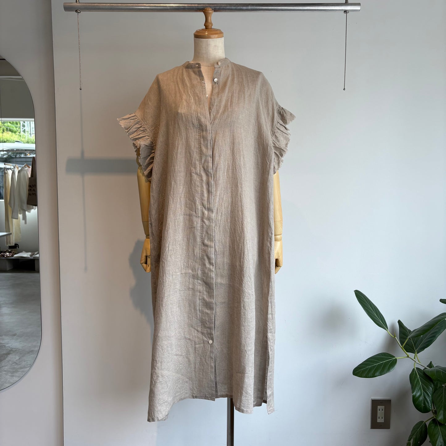 yuni//60/1Linen gather sleeves OP    1701OP026261