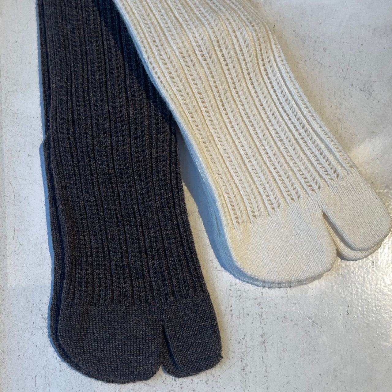 hibikiru//コットンウールホールガーメント透かし編みsox