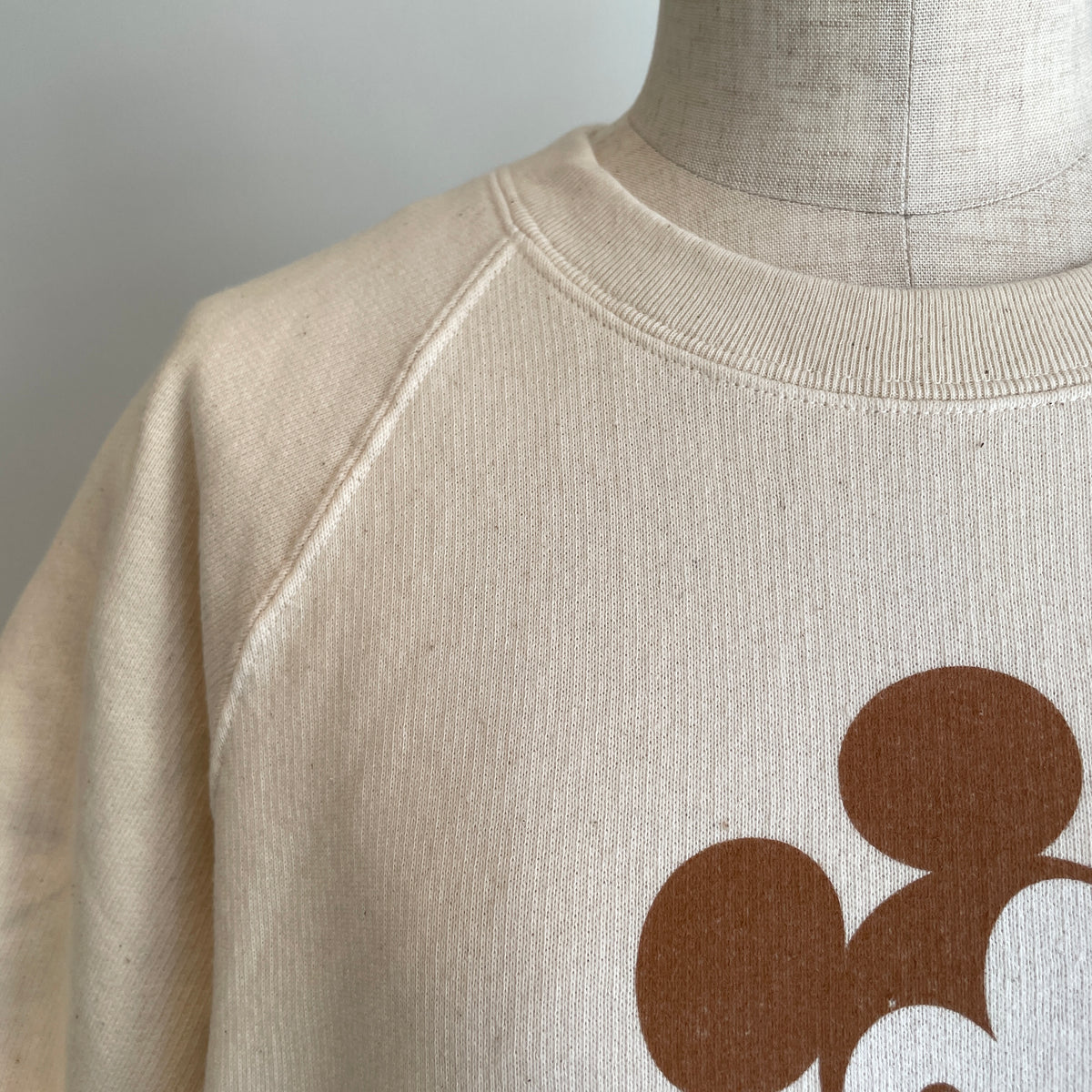 UNDYED//MICKEY SWEAT CREW 26FW024
