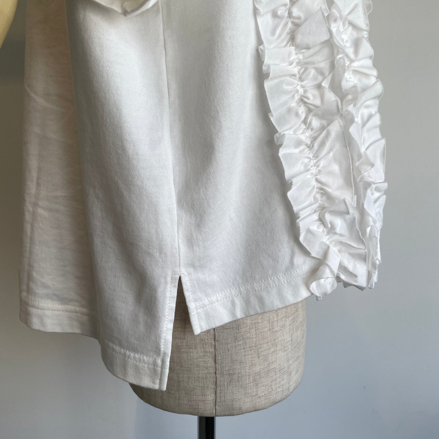 universaltissu//クラシック天竺 フリルTシャツ　US251CT023