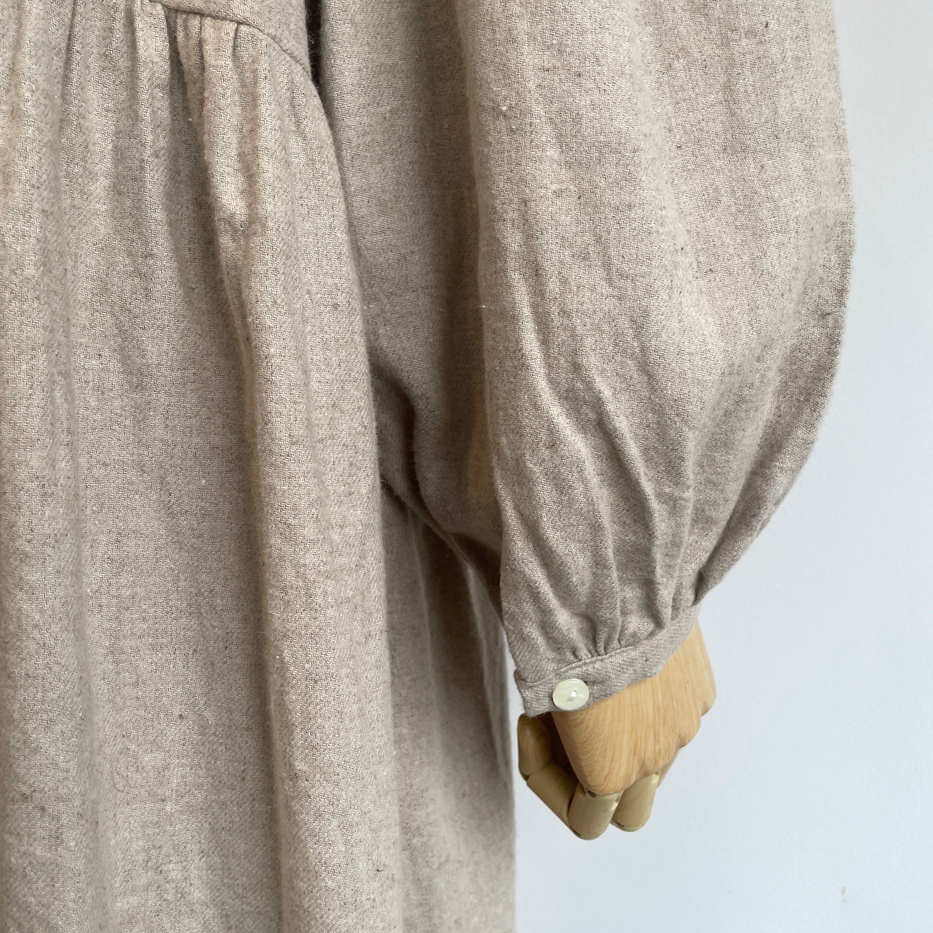 universaltissu//綿麻起毛ツイルガウンワンピース US254OP025 – hibikiru