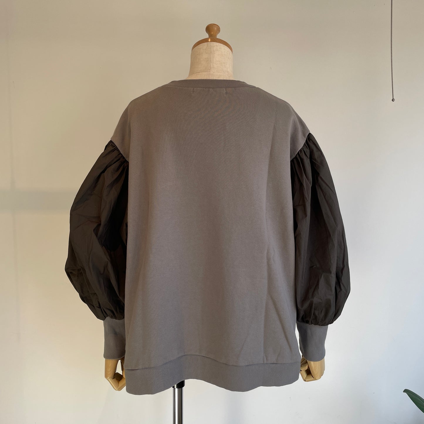 universaltissu//セントラル裏毛タイプライターコンボギャザーPO
US260CT031