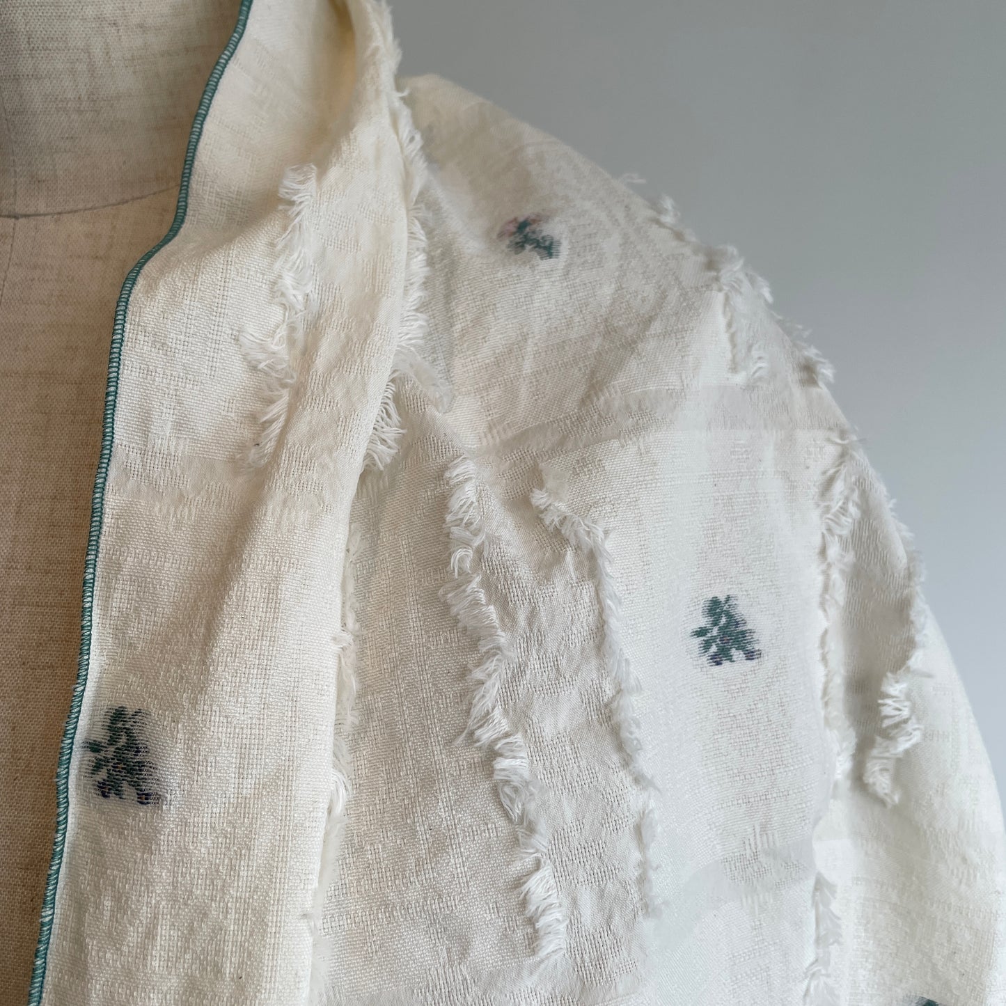 qiri //fleurs' lace jacquard stole 6301CU002261