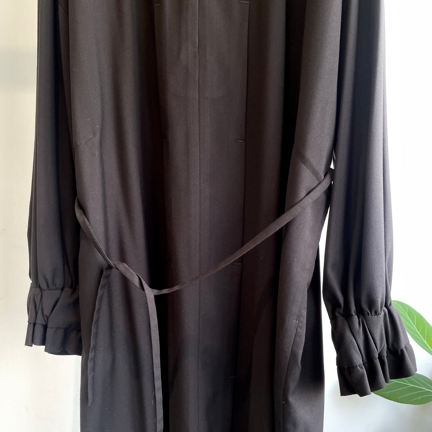 SI-HIRAI //MICRO STRETCH GABA RUBBER CUFF DRESS CHAW24-5018
