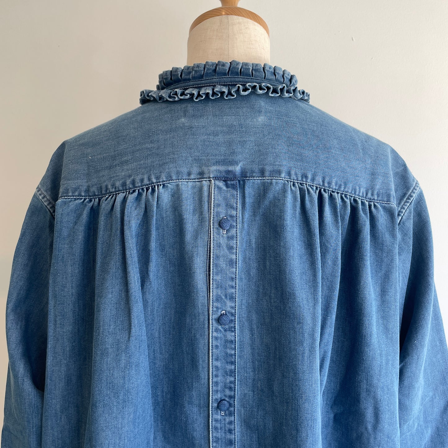 porter des boutons//タックカラーシャツ　P21-1-013