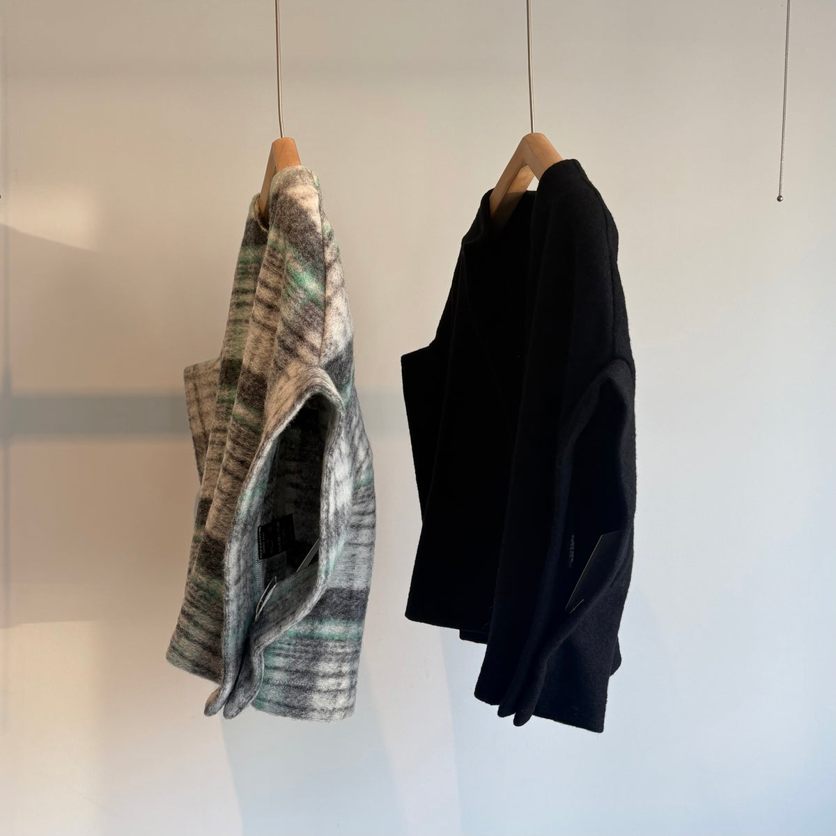 SI HIRAI//SHORT ROBE   CHAW26-6011
