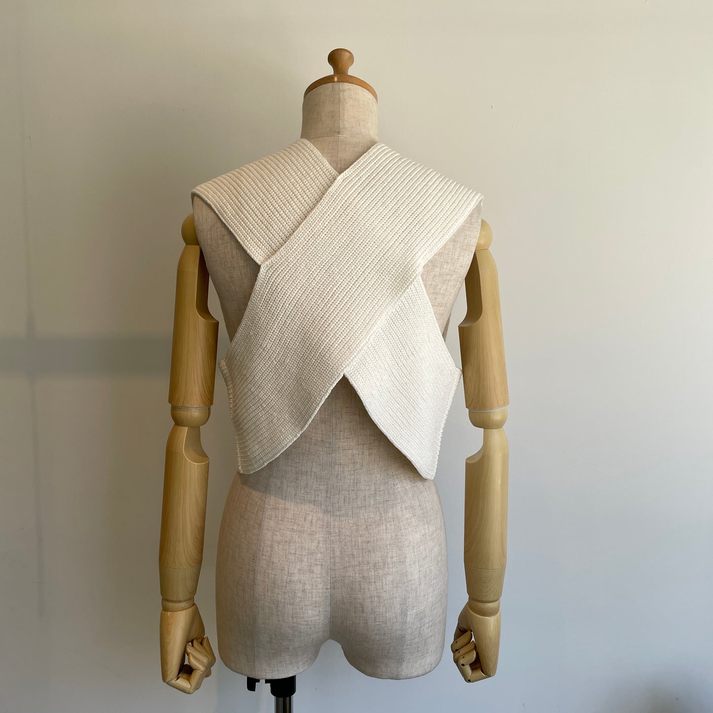 yuni//Cotton back cross ニットベスト　1701KN010262