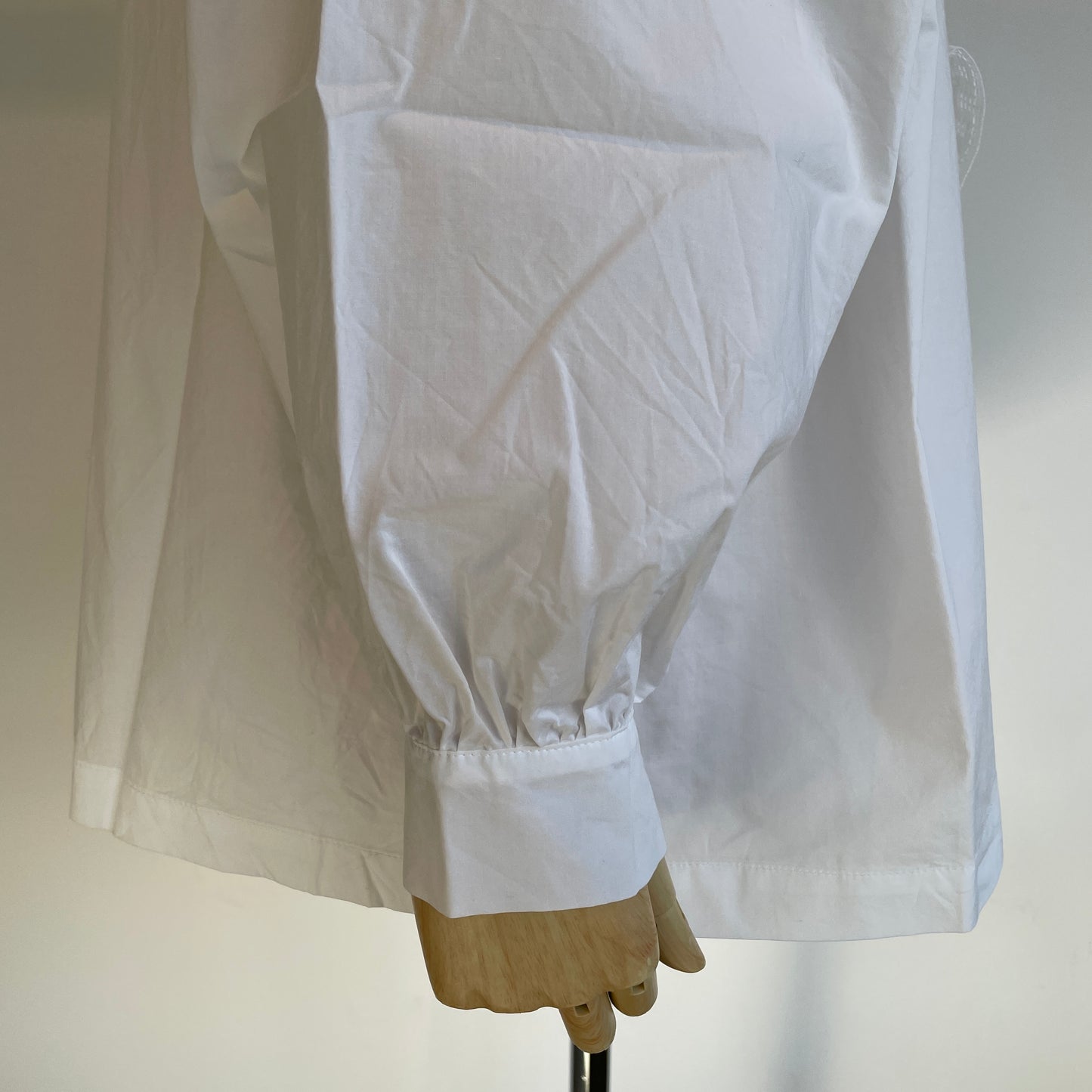 universaltissu//ナチュラルタイプライターイタリアンフィレレースラッフルBL   US260BL037