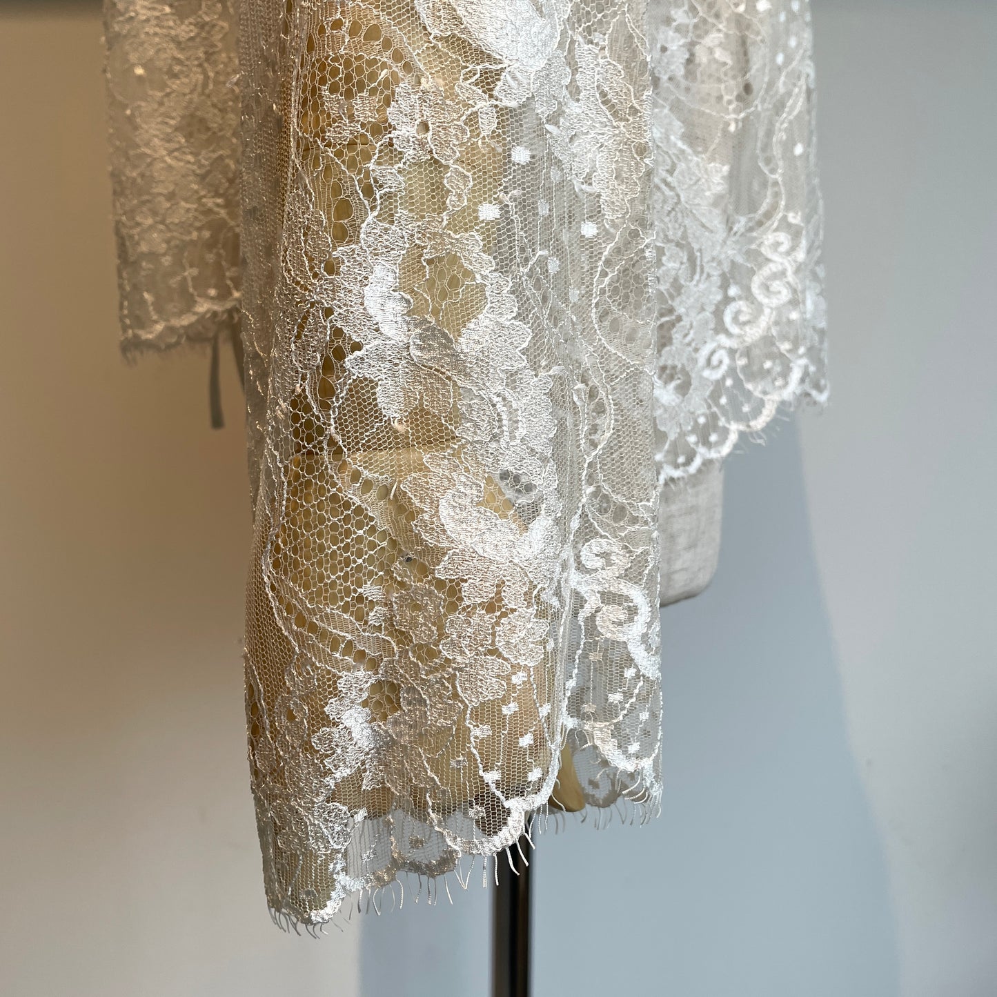 Heriter //Leaver lace blouse H2-25-3003