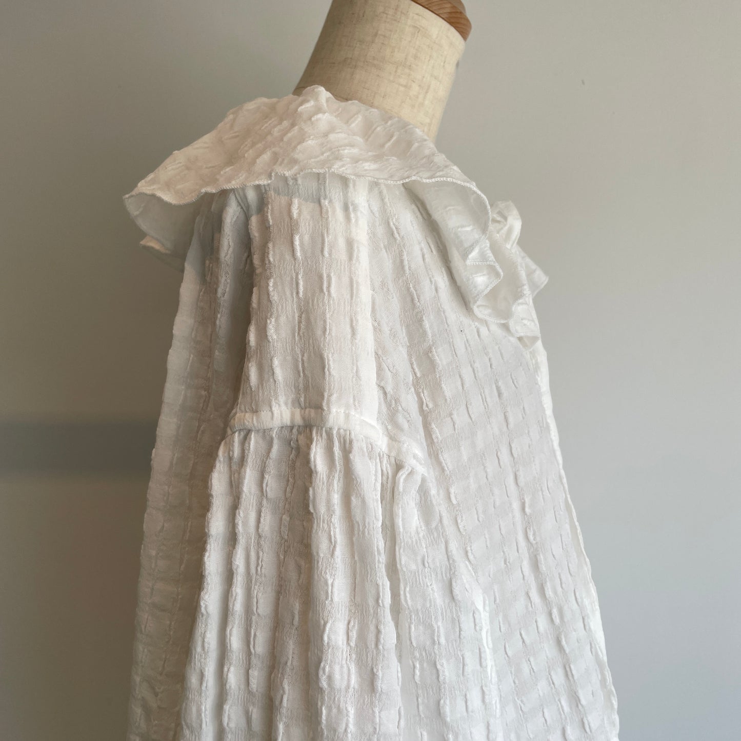 buoy buoy//SHEER CHECK TACK FRILL ブラウス　2701BL004262