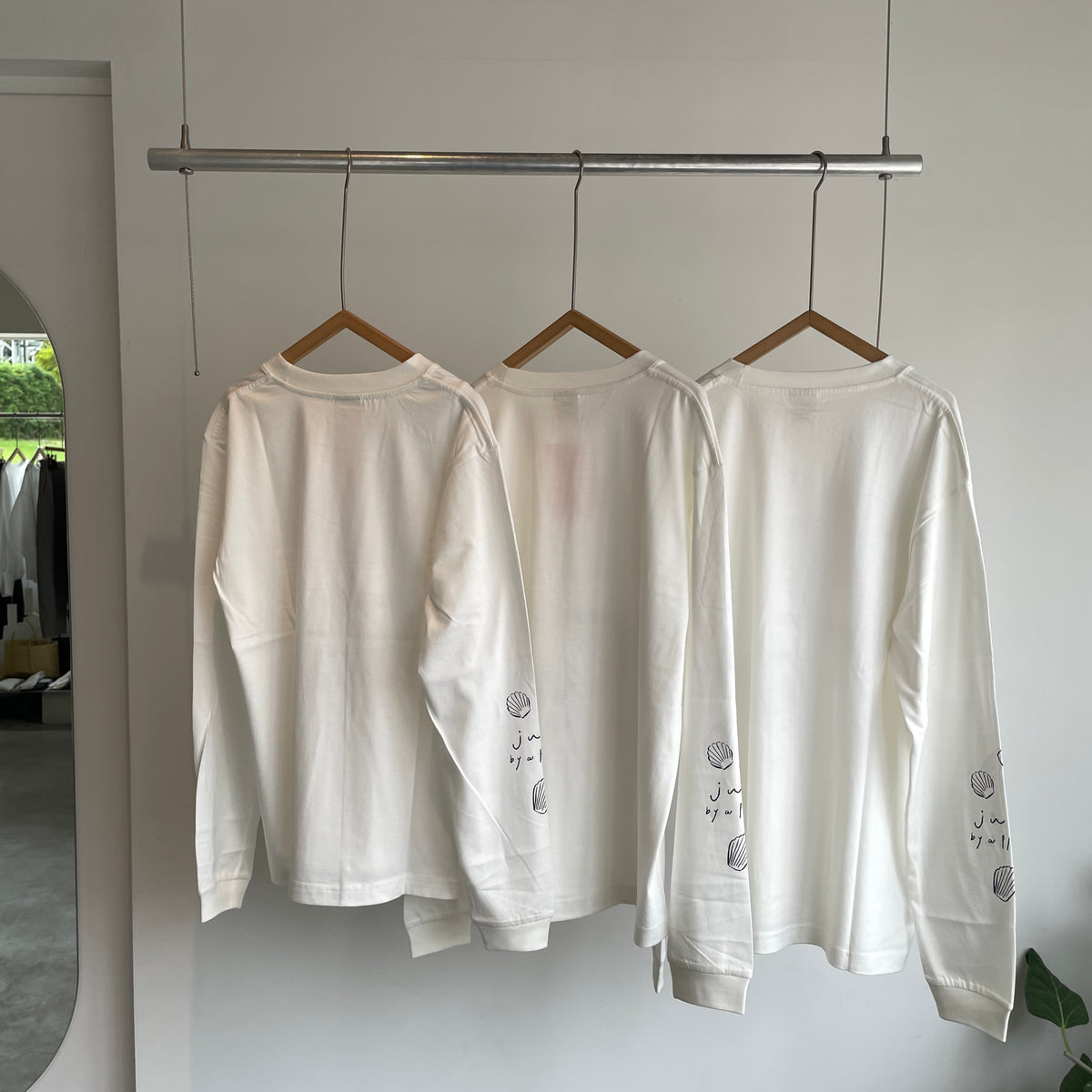sweetlittlenothing//madeleine ロングスリーブTシャツ