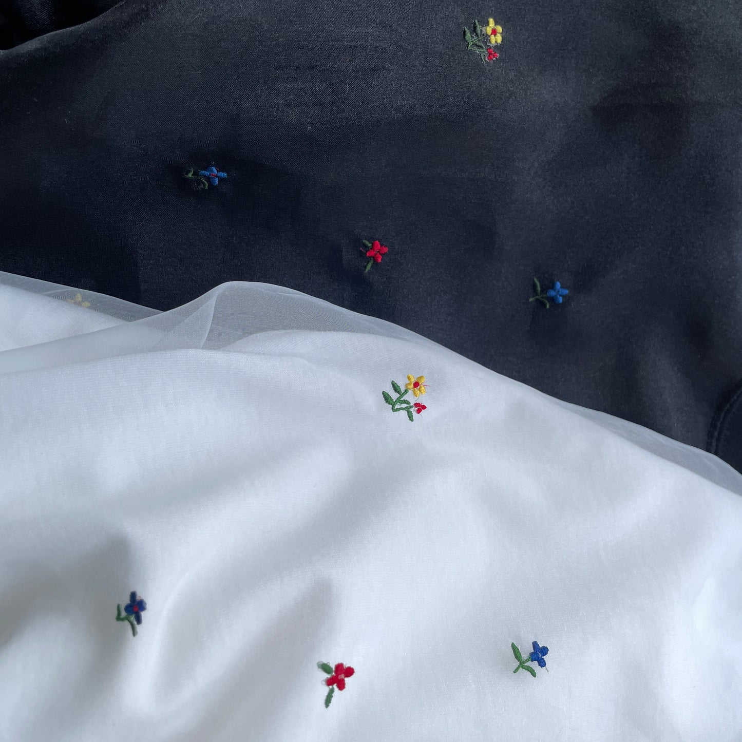 porter des boutons//Petite fleurドゥーブルTシャツ　P21-3-035