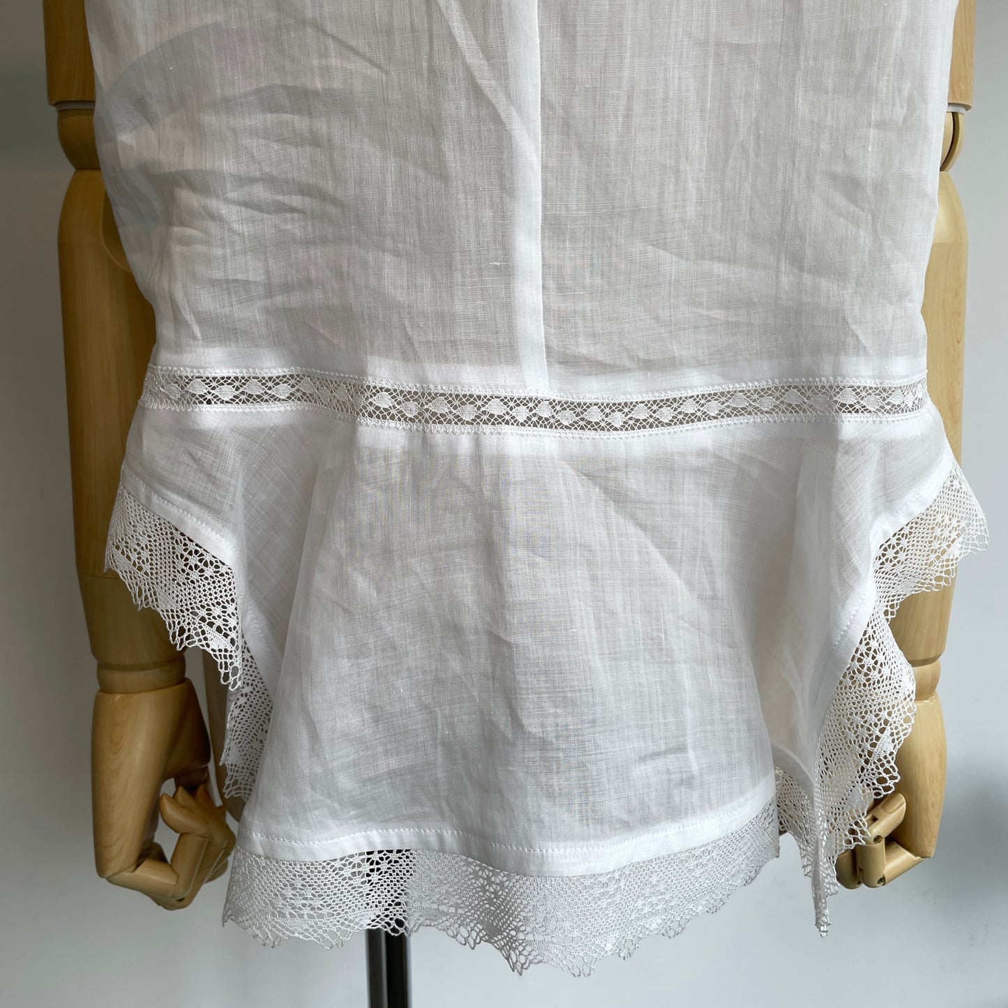 NATIVE VILLAGE//No.6 寂静スリーブレスレースブラウス　31261-06107