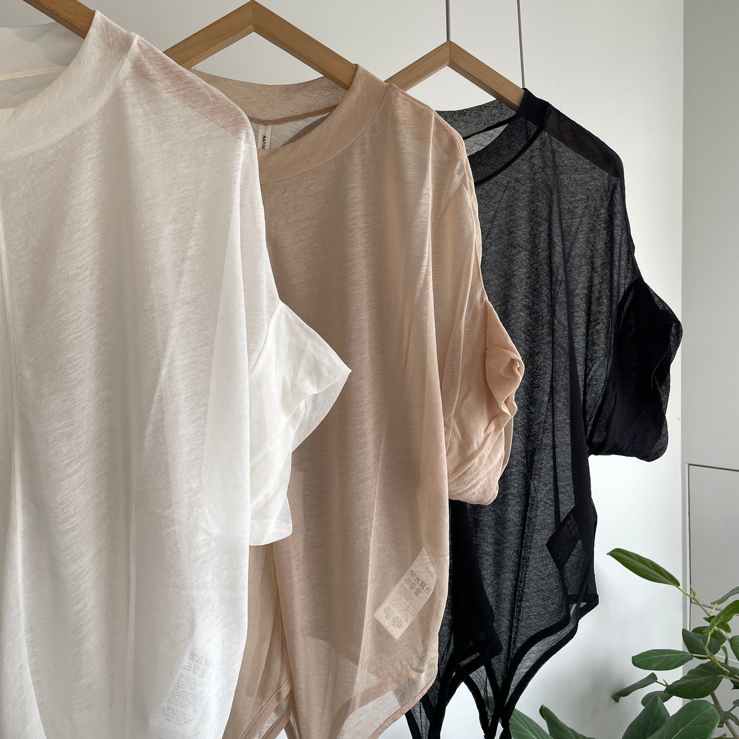 NATIVEVILLAGE//No.13 羅（うすもの）ショートスリーブトップス