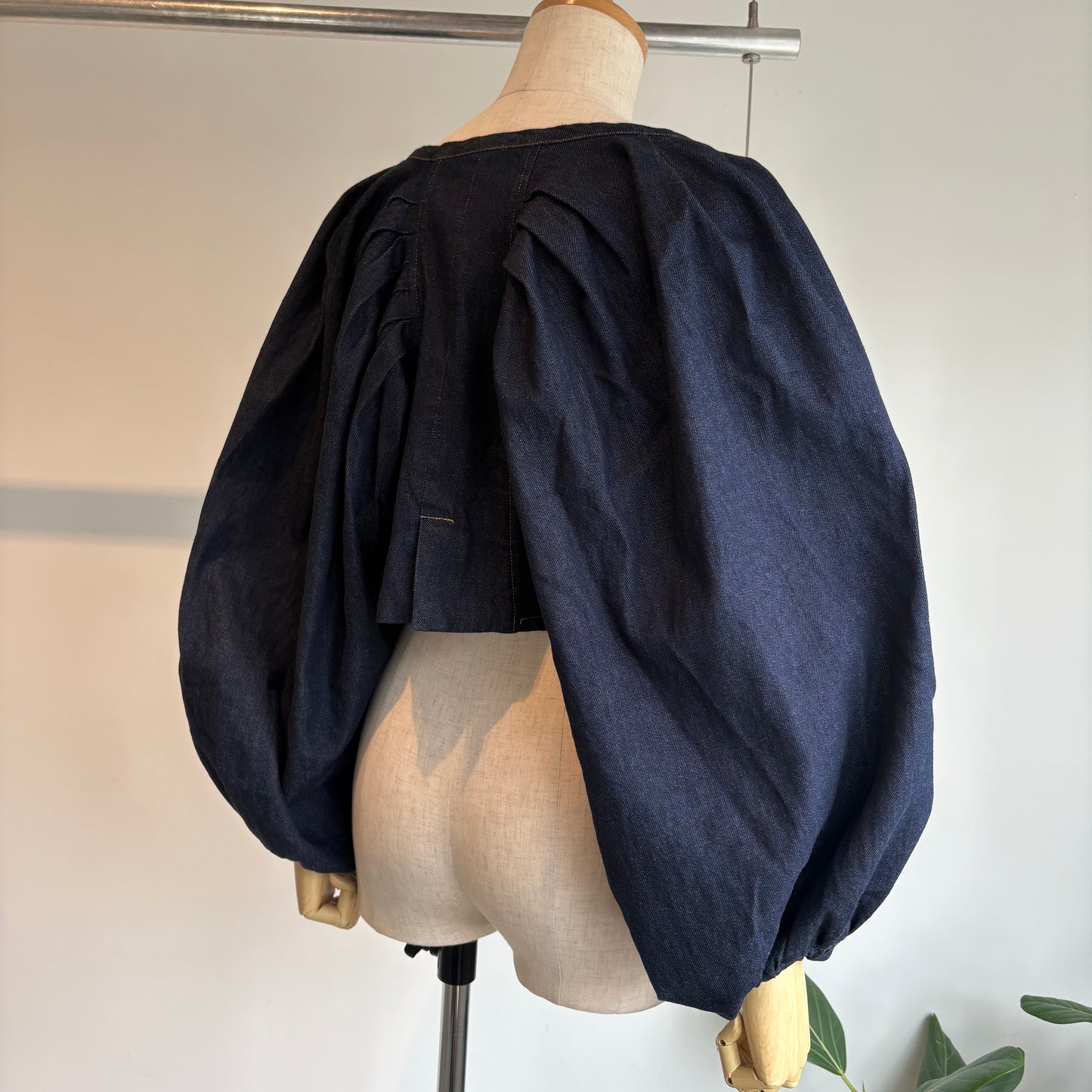 si si si//VICTRIAN BOLERO  2026-SS111