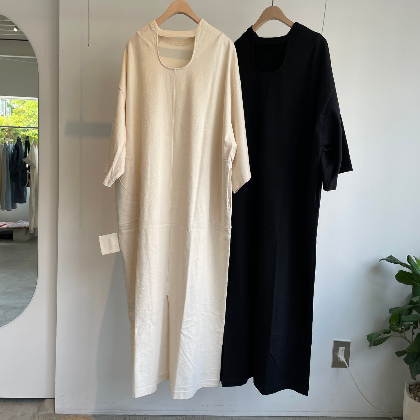 MarchAprilMay//athena dress アテナドレス（バックホールワンピ）