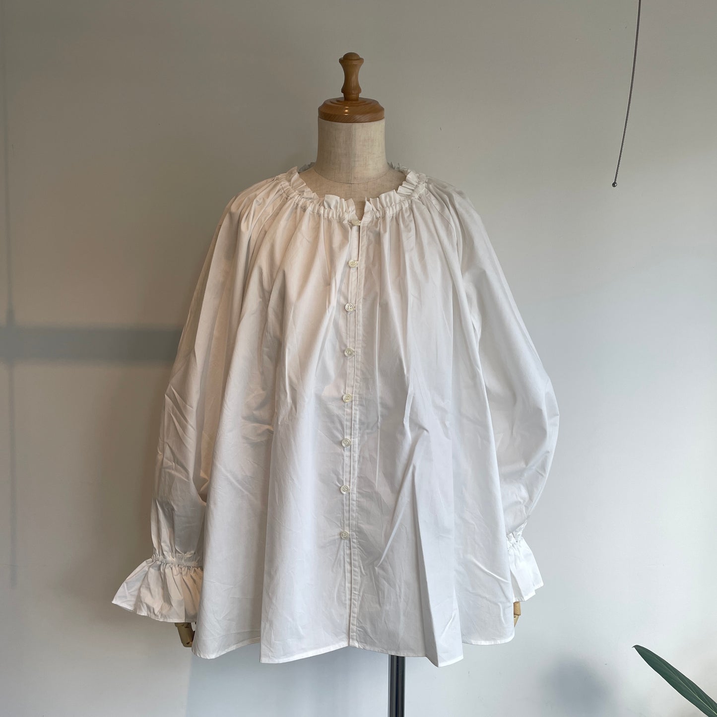 universaltissu//ナチュラルタイプライター/ギャザーパフBL UT260BL003