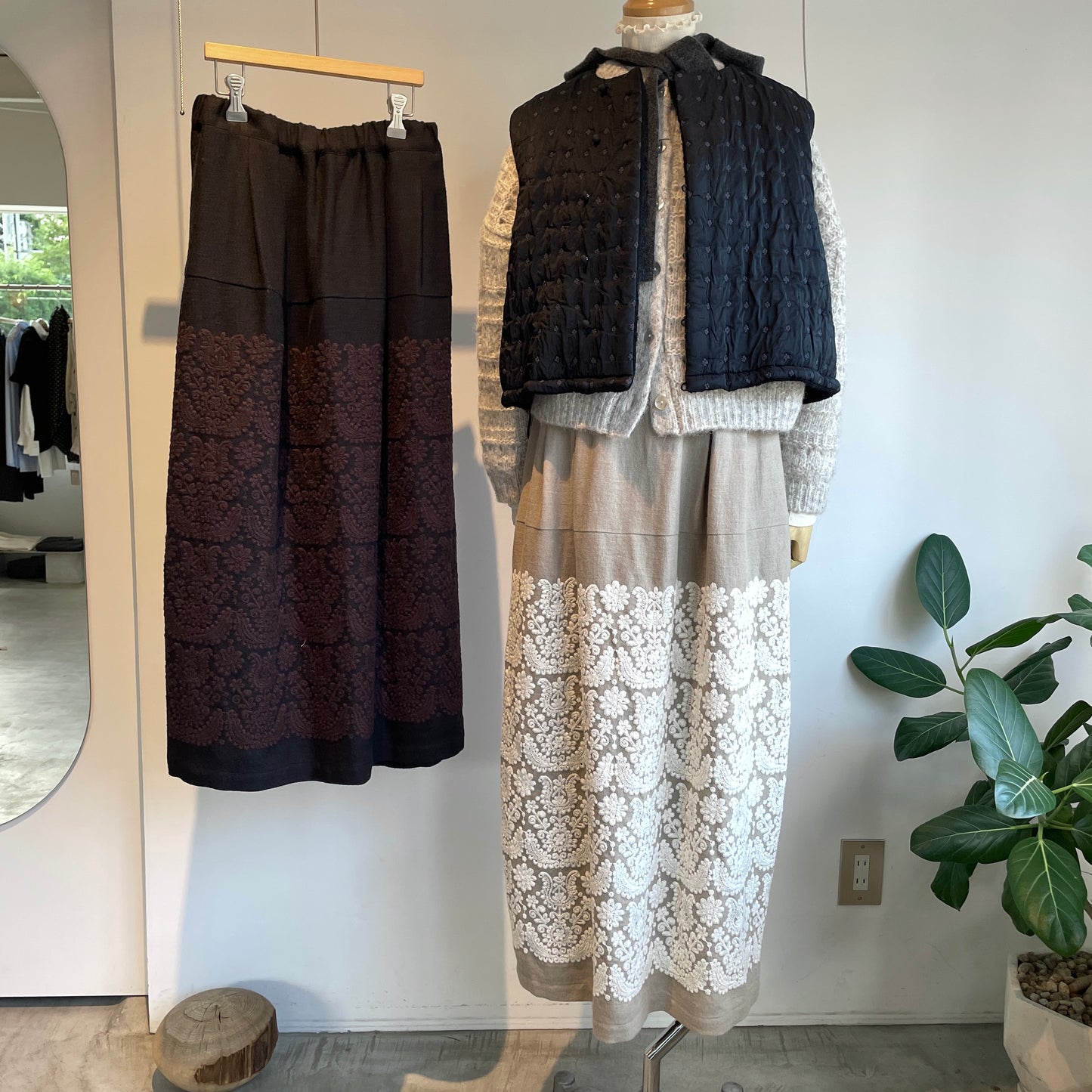 qiri//irásos embroidery cocoon skirt  6301SK003252