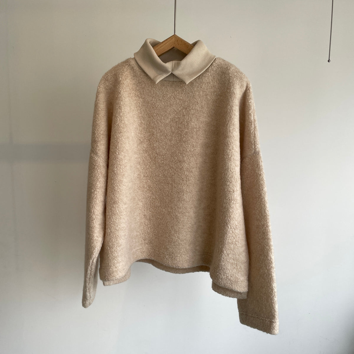 porter des boutons//リブ襟ウールパイルプルオーバー　P24-3-058-04
