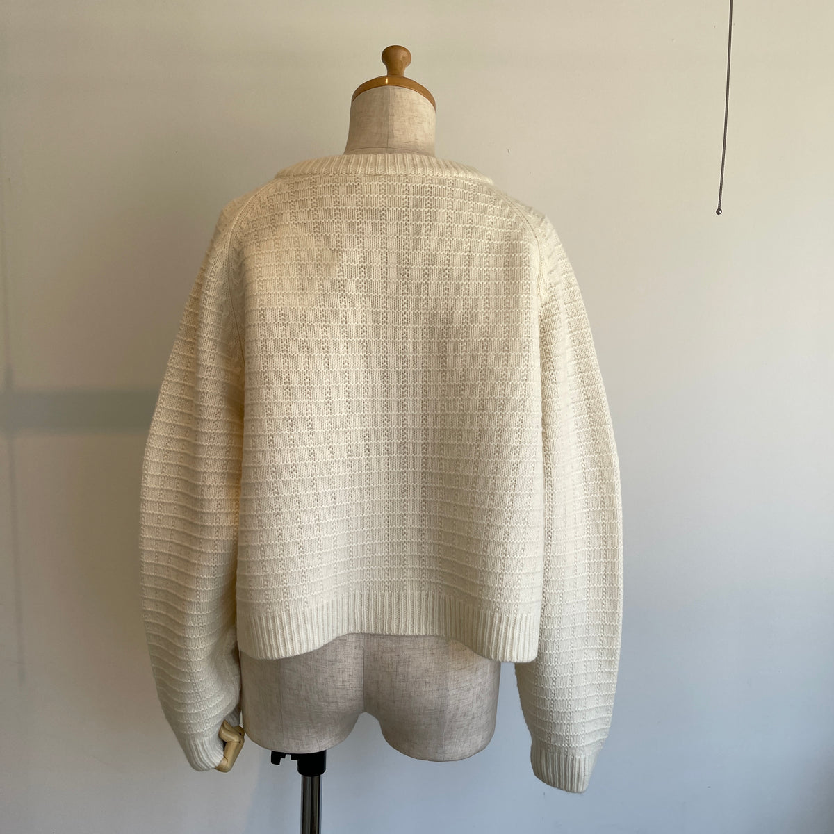 yuni//ウール / ハンド刺繍カーディガン　1701KN001262