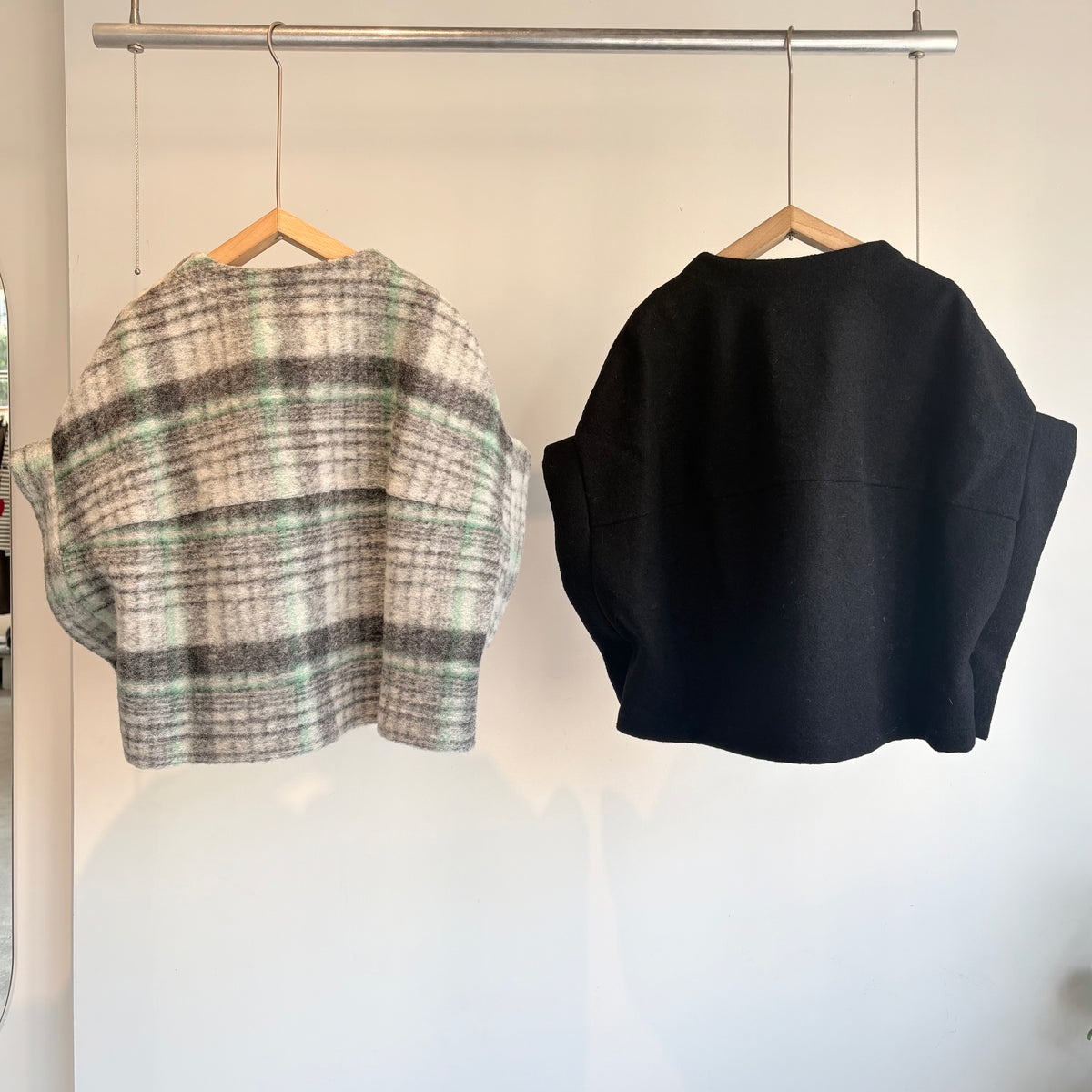 SI HIRAI//SHORT ROBE   CHAW26-6011