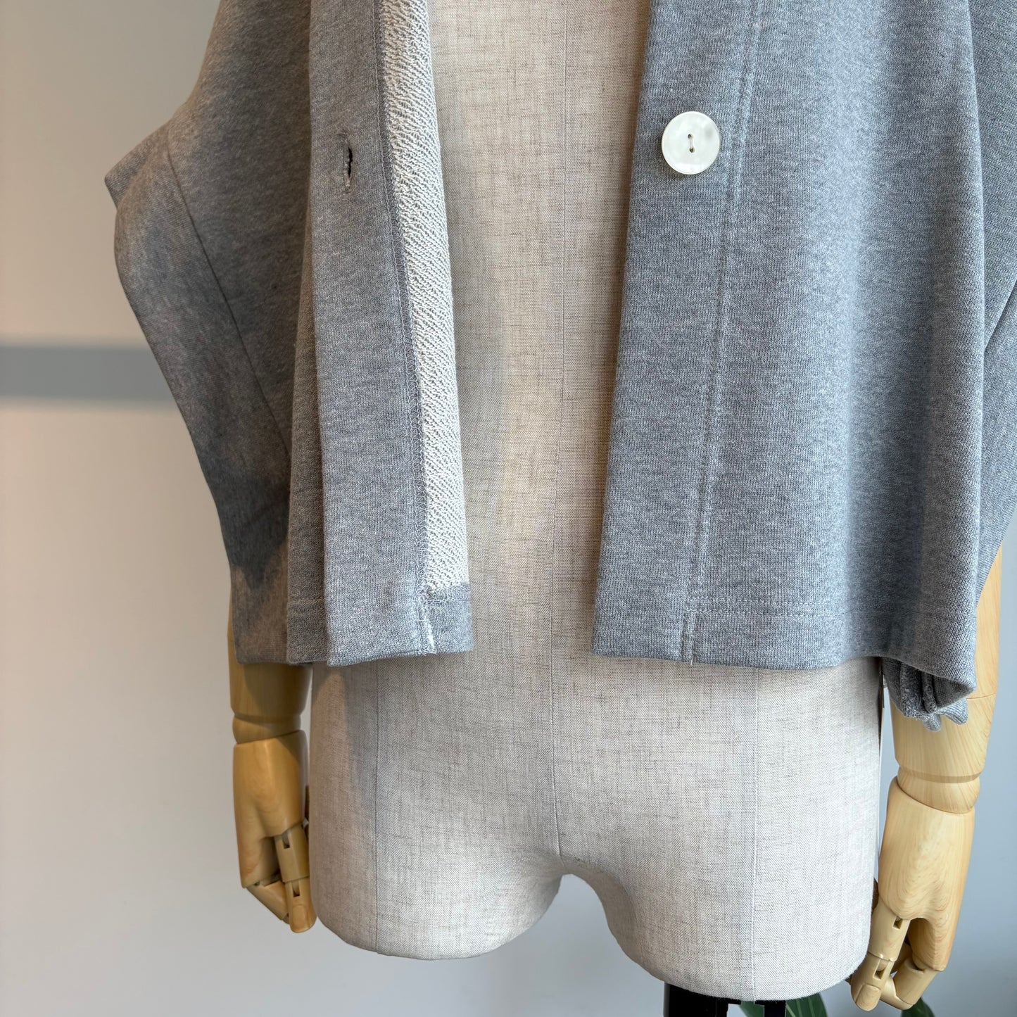 SI HIRAI//SHORT ROBE CHSS26-6011