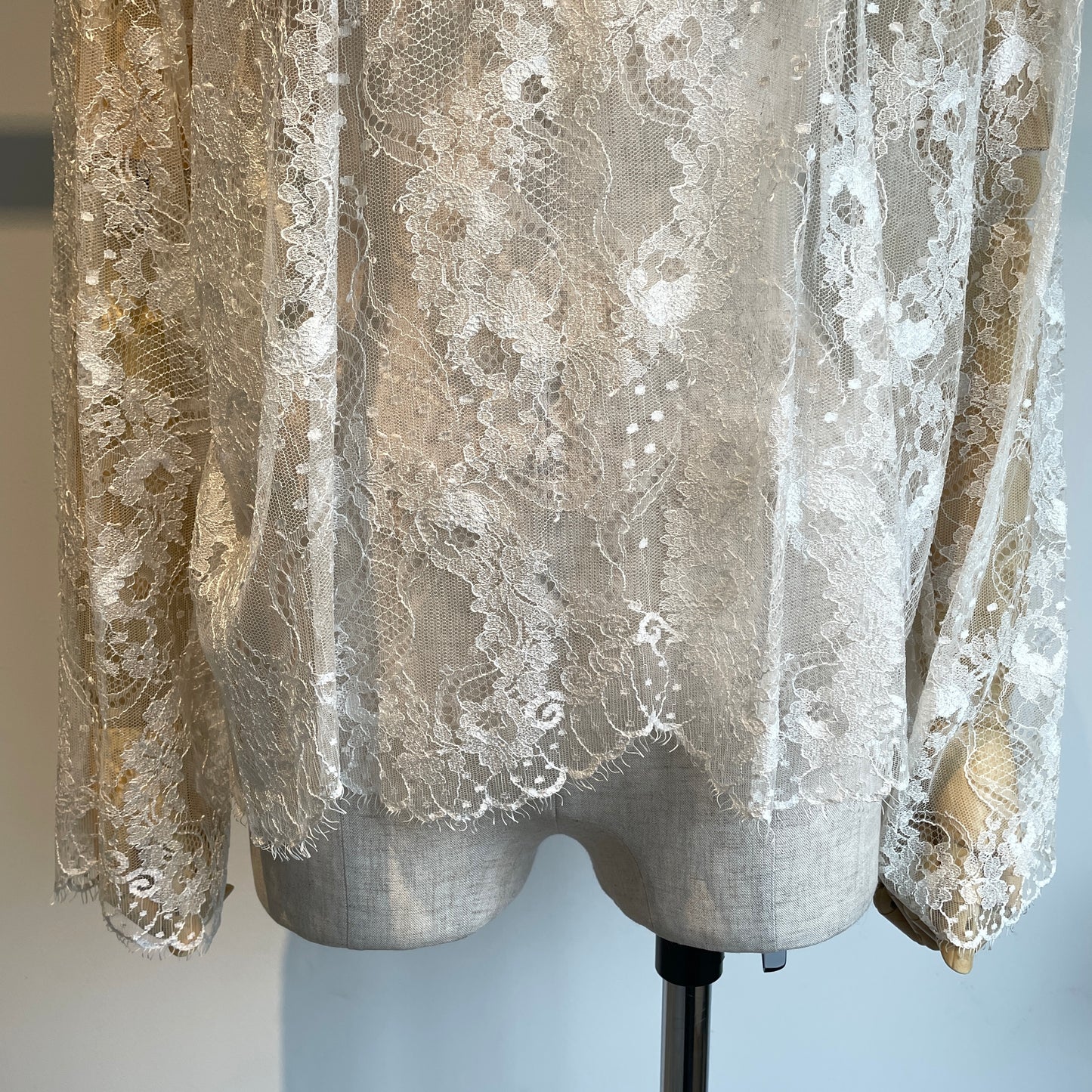 Heriter //Leaver lace blouse H2-25-3003