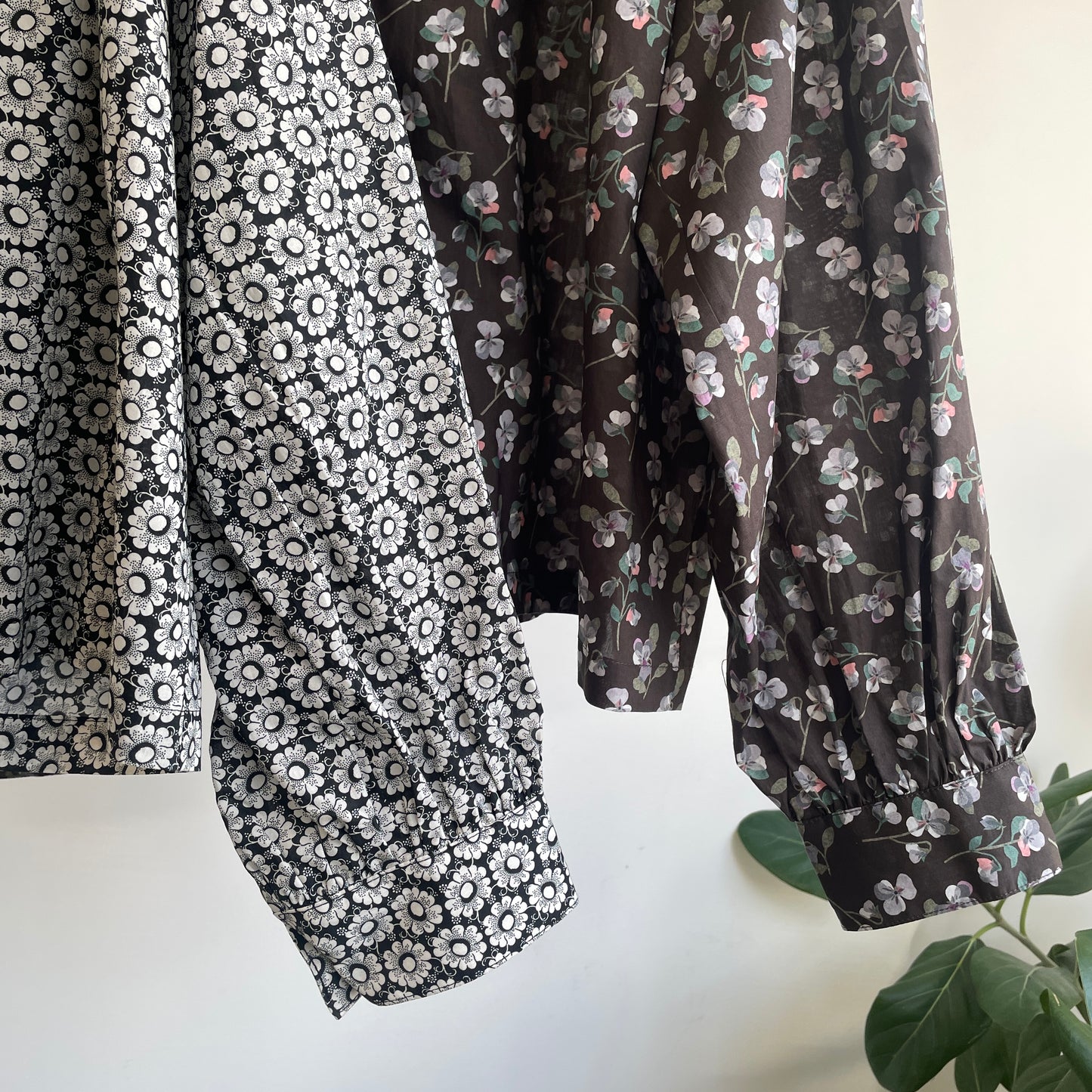 porterdesboutons//リバティフラットカラーフリルブラウス　P14-1-047