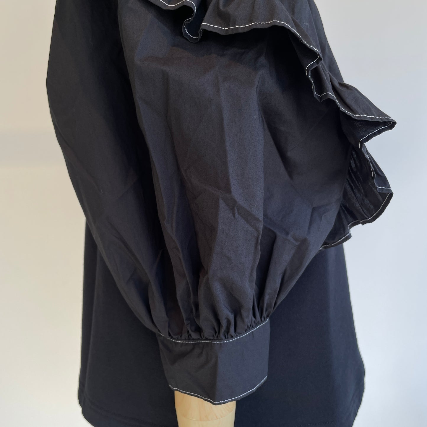 universaltissu//セントラル裏毛タイプライターコンボフリルPO
US260CT032