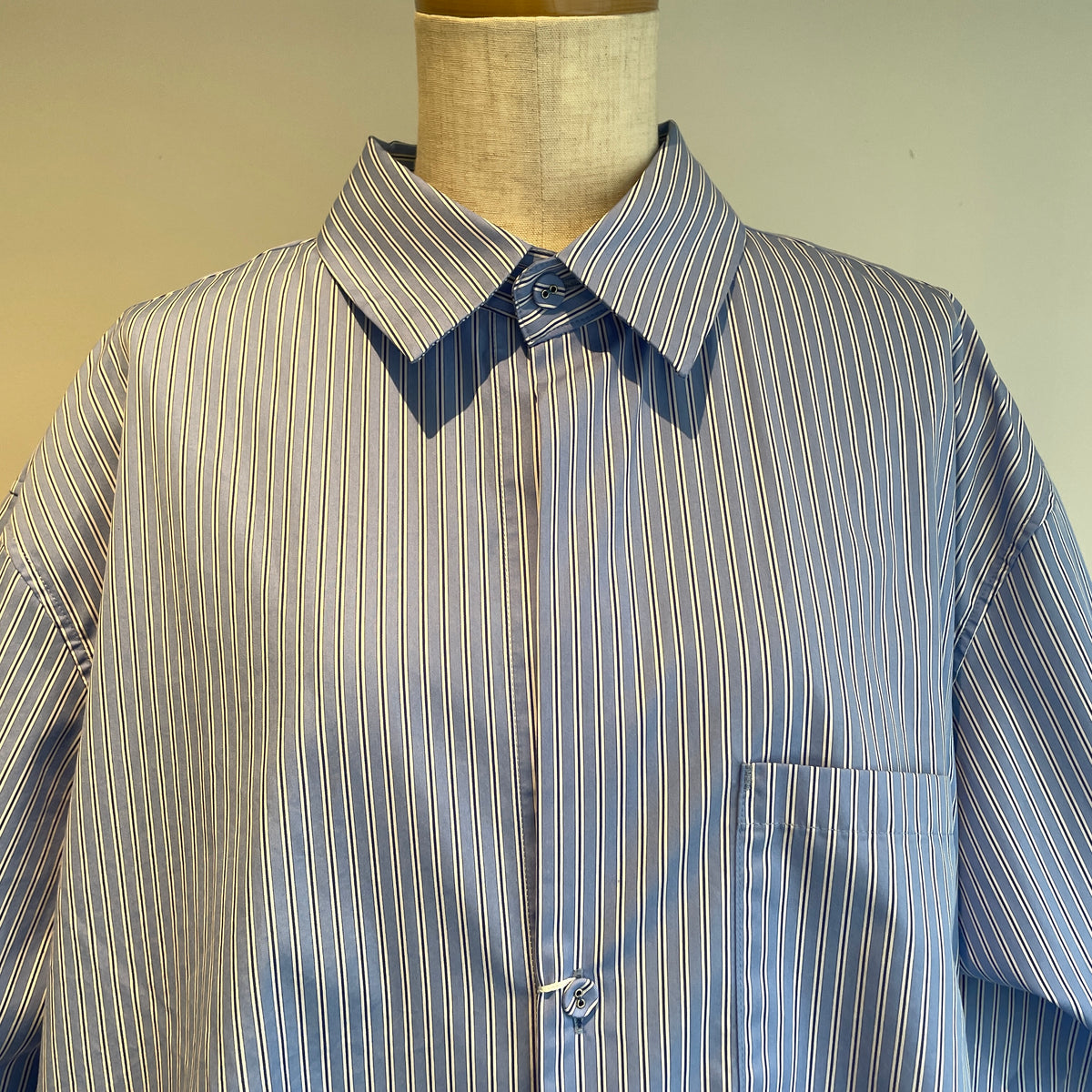 marchaprilmay//our shirts アウアシャツ
9-3-001