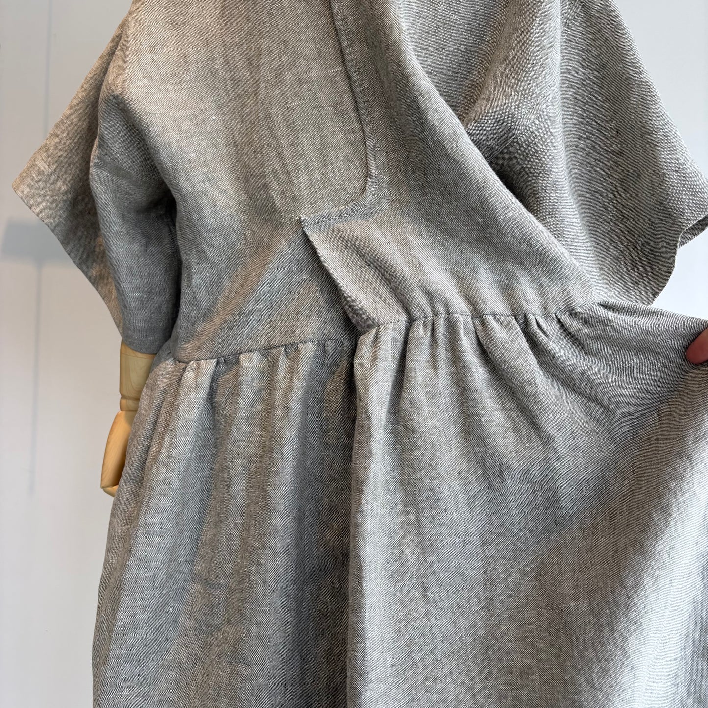 NATIVE VILLAGE//木の梢 ワイドスリーブドレス　31261-08311