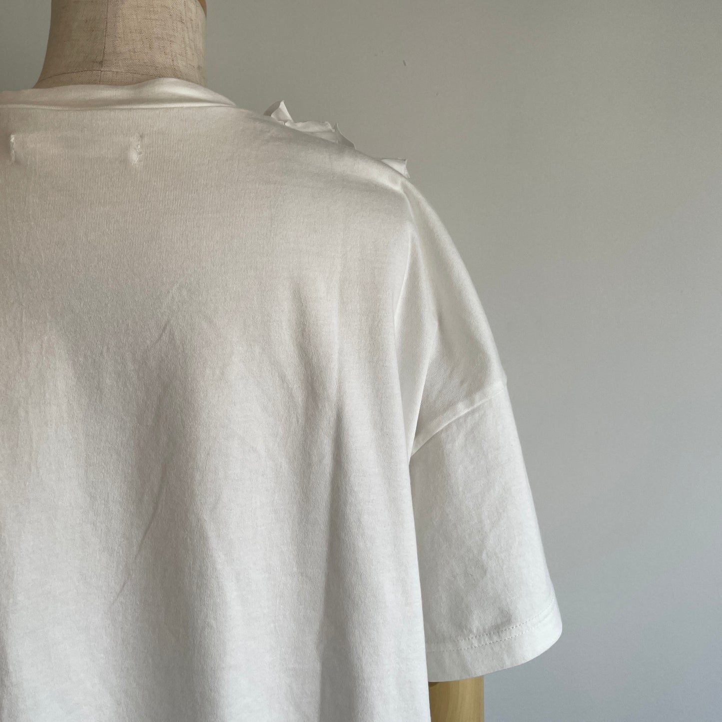 universaltissu//クラシック天竺 フリルTシャツ　US251CT023