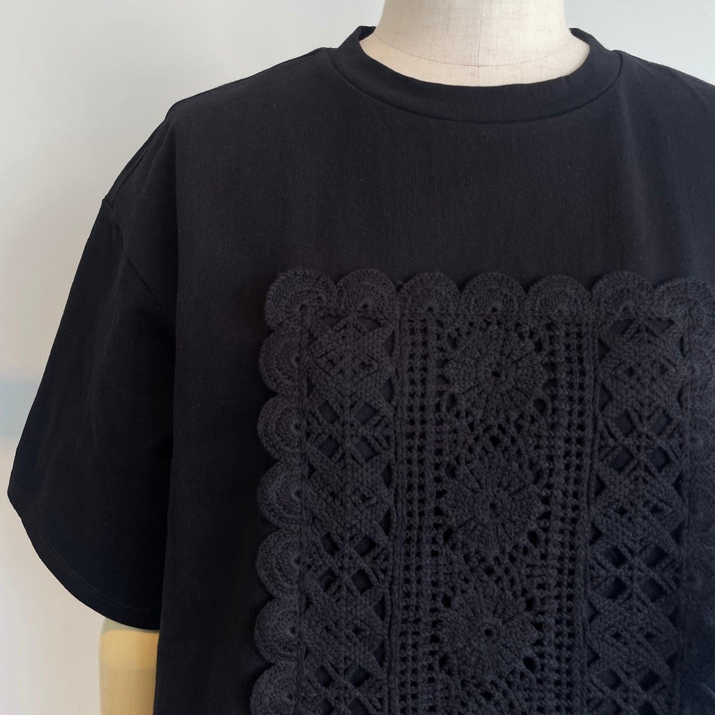 yuni//cotton Lace Tシャツ 1701CT011261