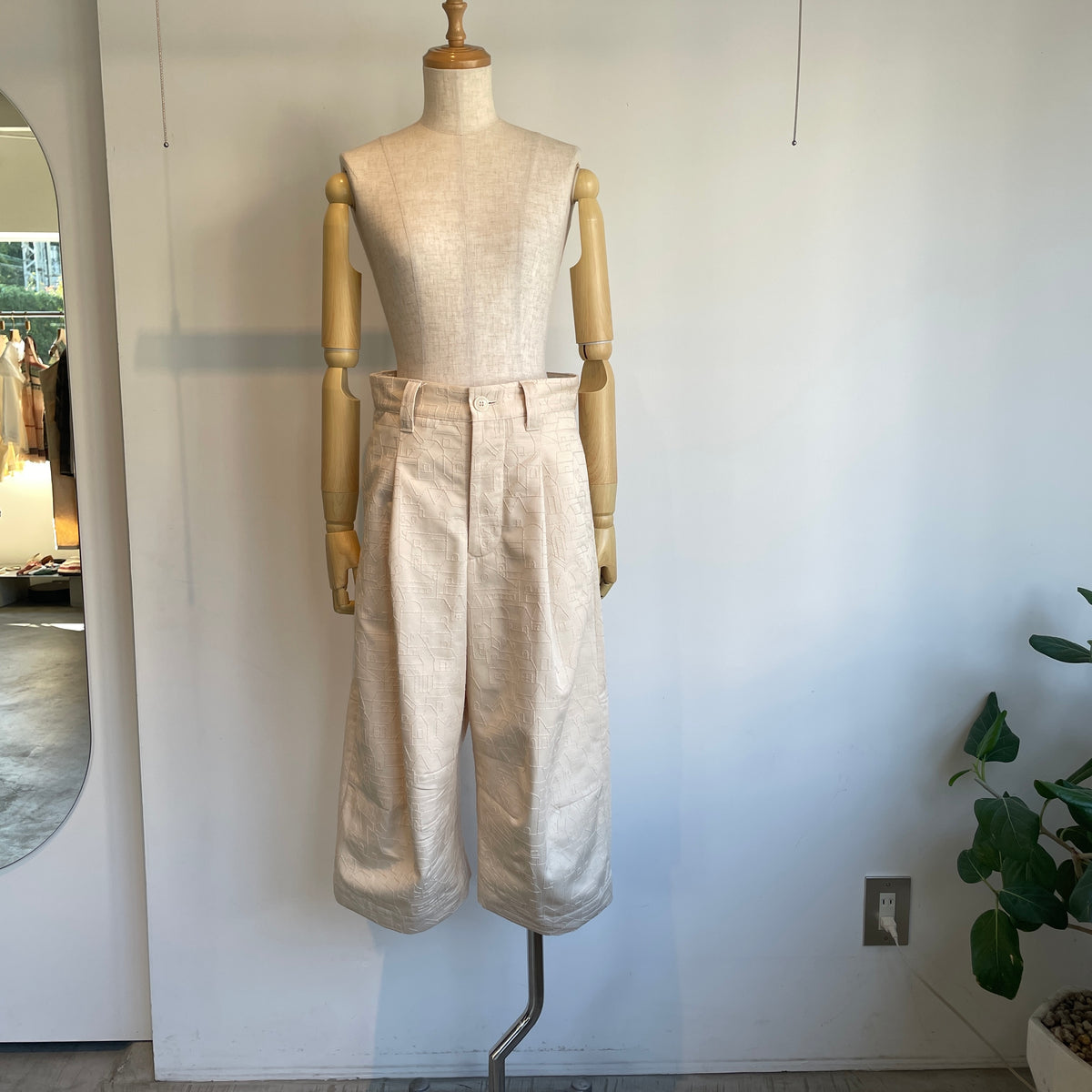 ASEEDONCLOUD【受注商品】//Townscape embroidery Robber trousers 271504