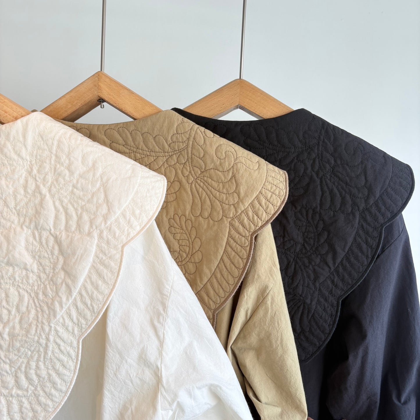 qiri//trapunto quilt collar ブラウス　6301BL007262